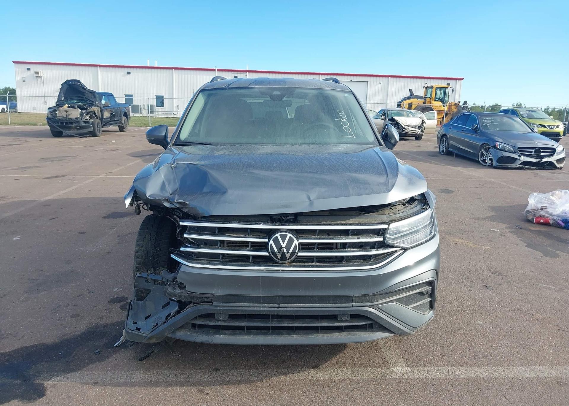 2024 VOLKSWAGEN TIGUAN SE