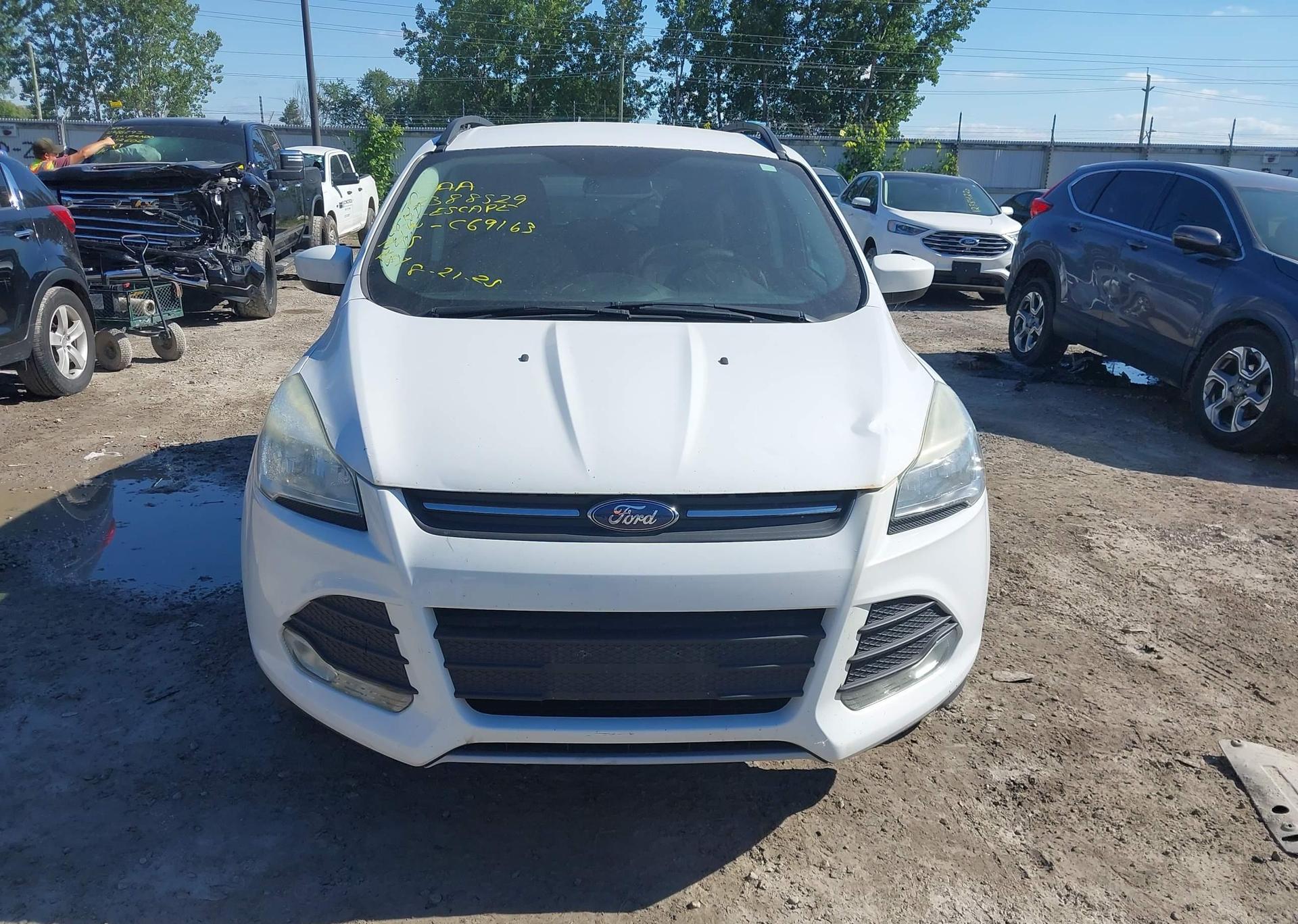 2016 FORD ESCAPE SE
