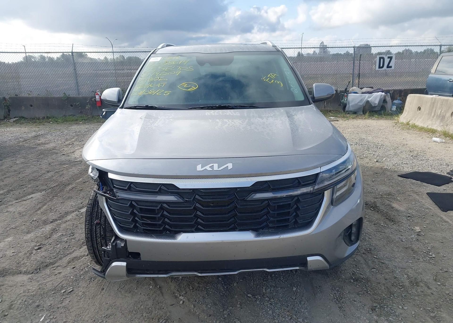 2025 KIA SELTOS S