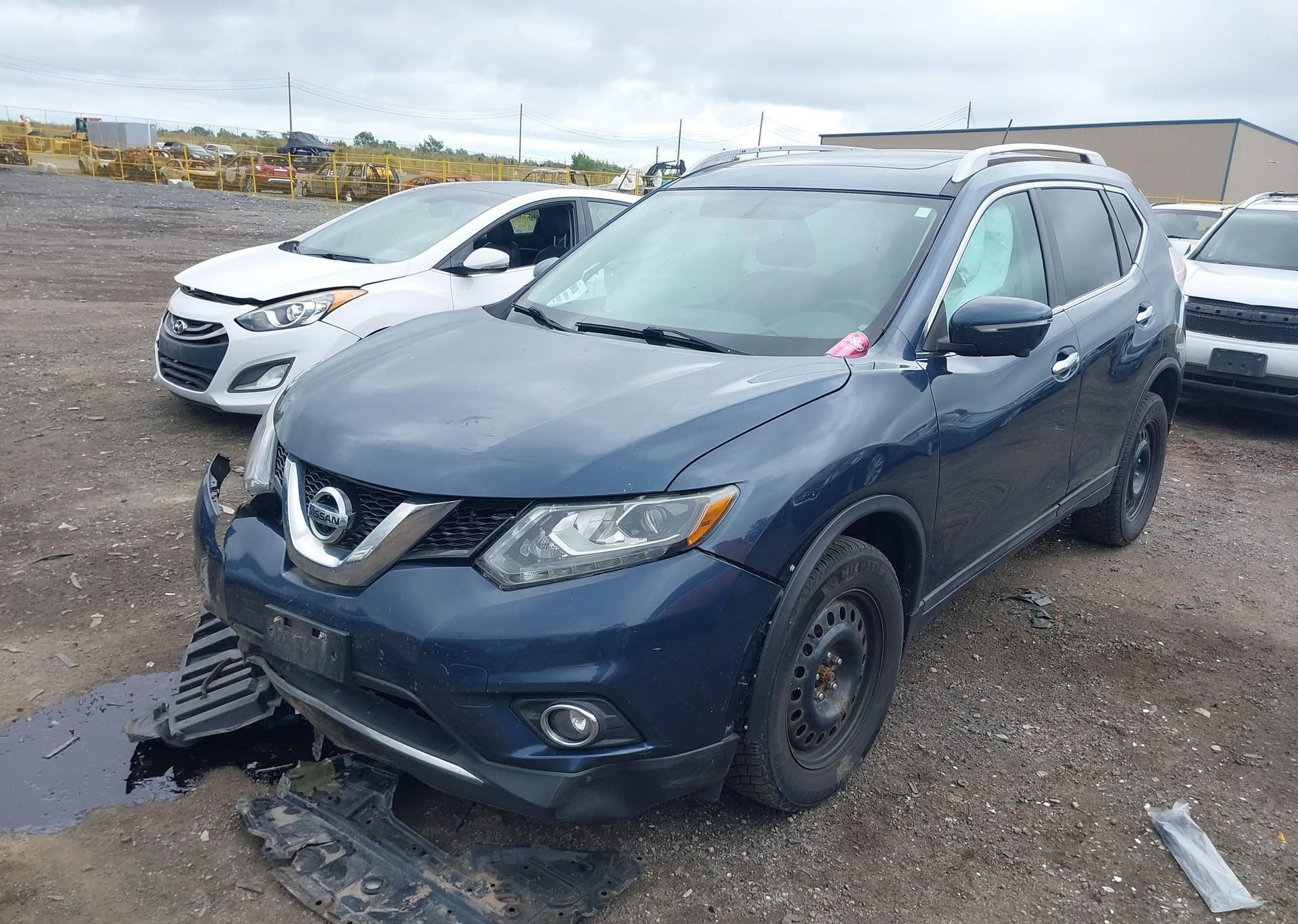 2015 NISSAN ROGUE