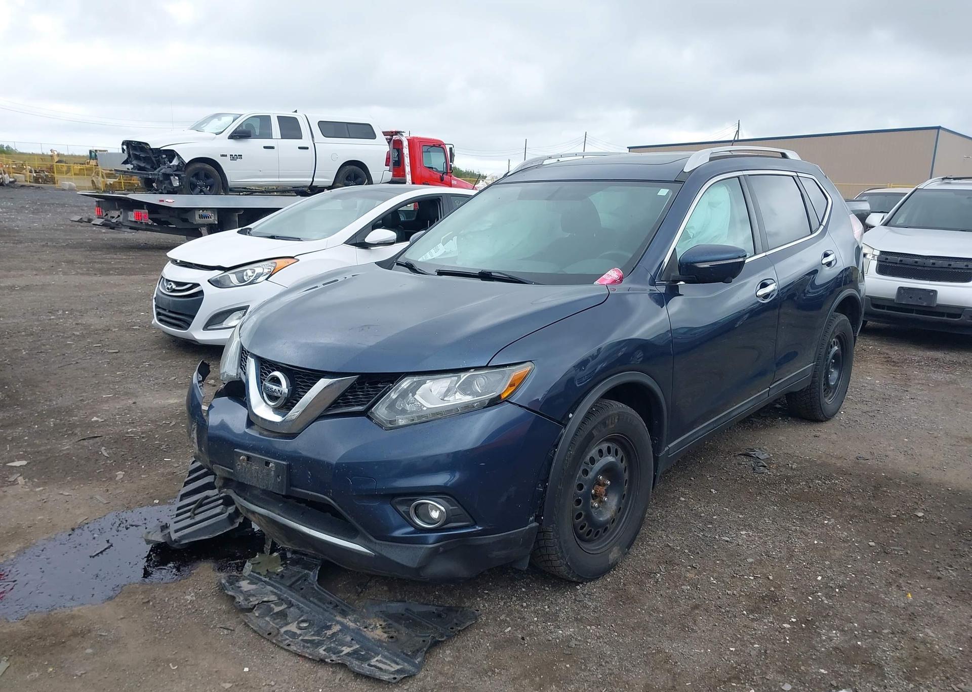 2015 NISSAN ROGUE
