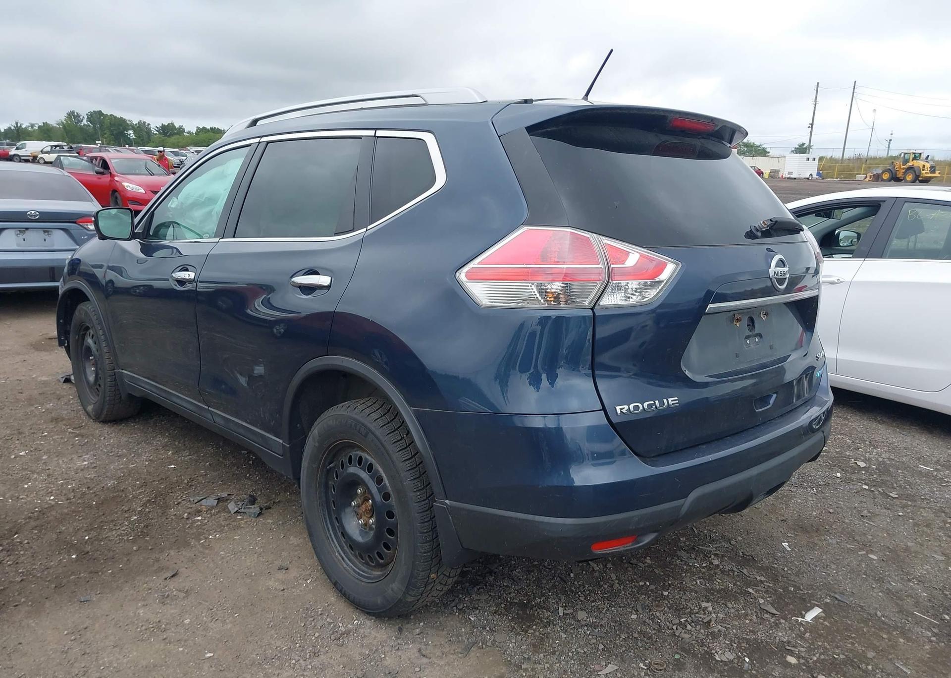 2015 NISSAN ROGUE
