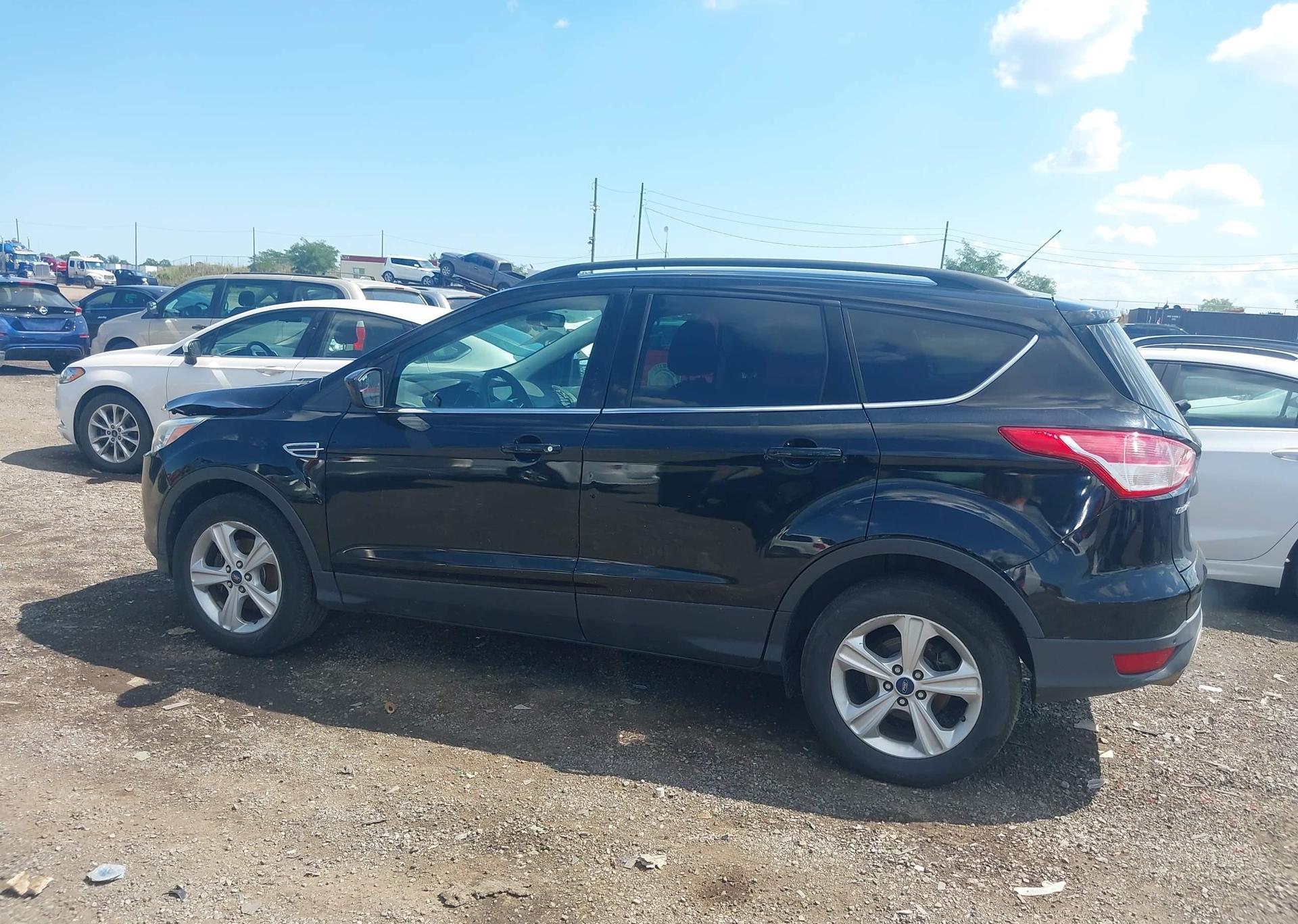 2016 FORD ESCAPE SE