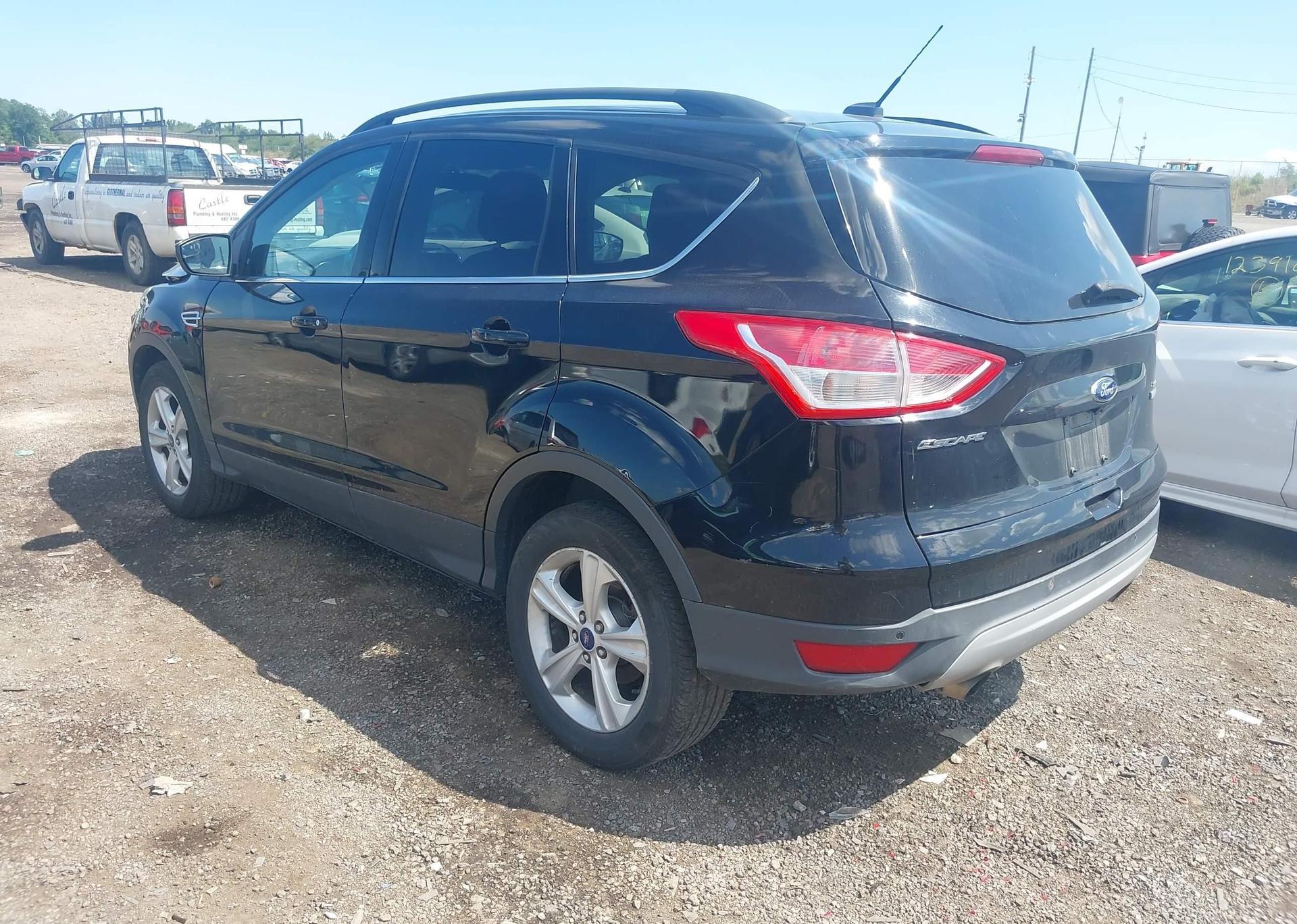 2016 FORD ESCAPE SE