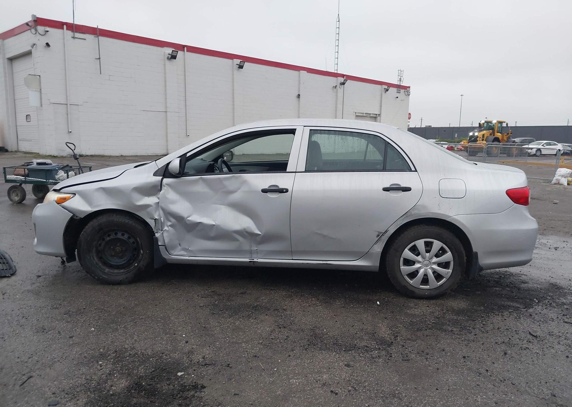2013 TOYOTA COROLLA CE
