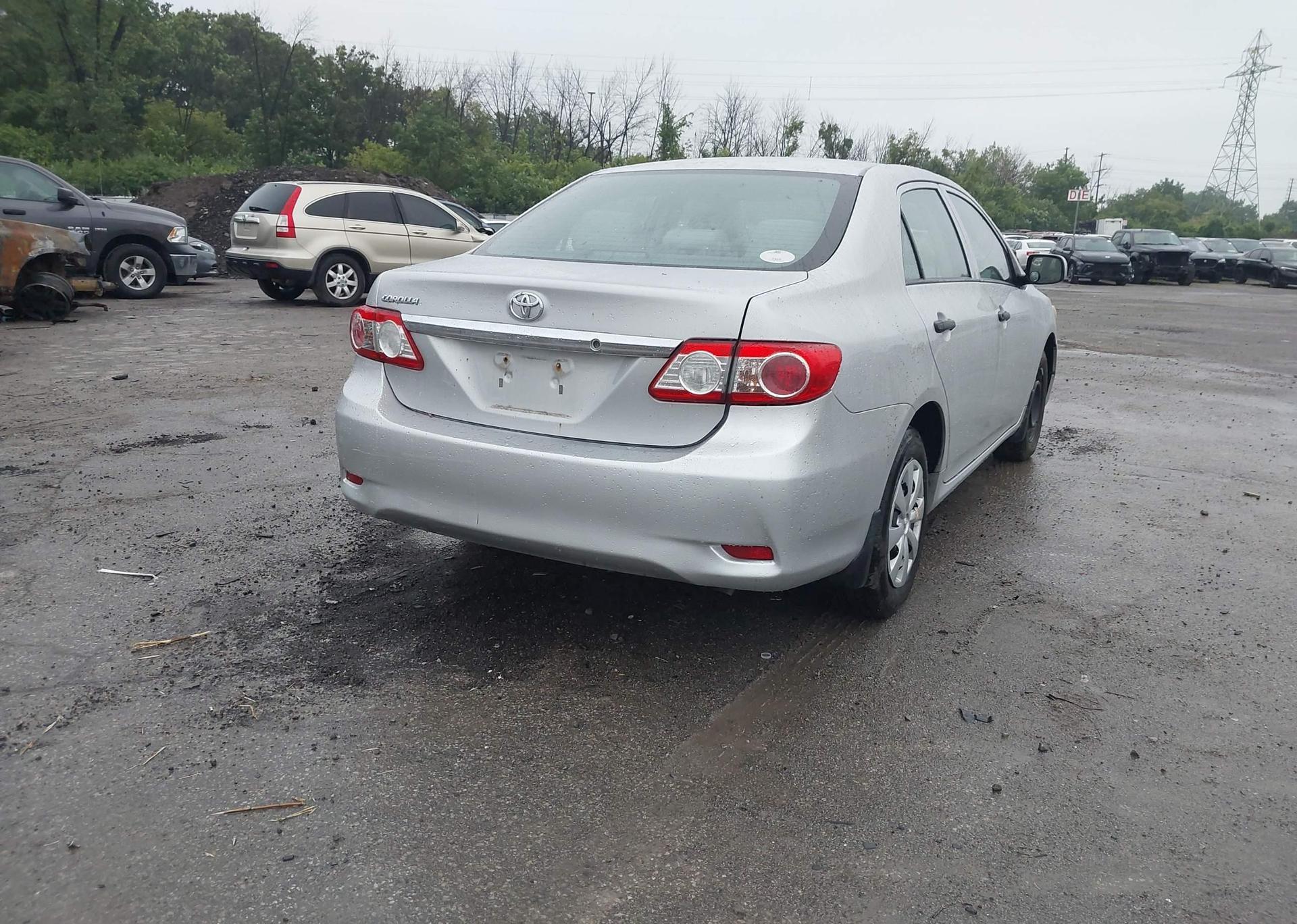 2013 TOYOTA COROLLA CE