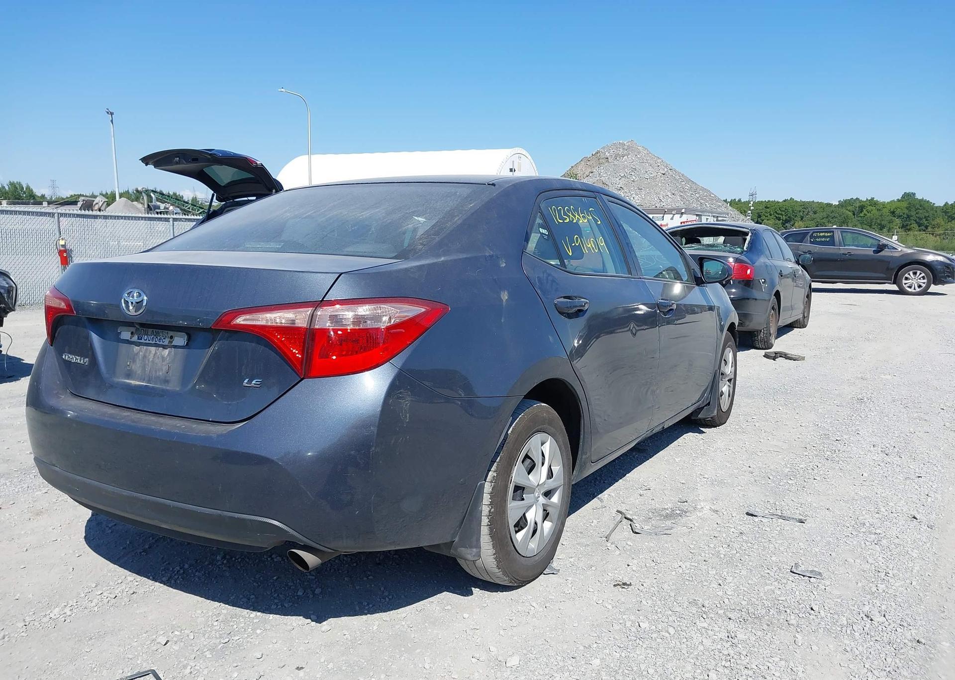 2017 TOYOTA COROLLA