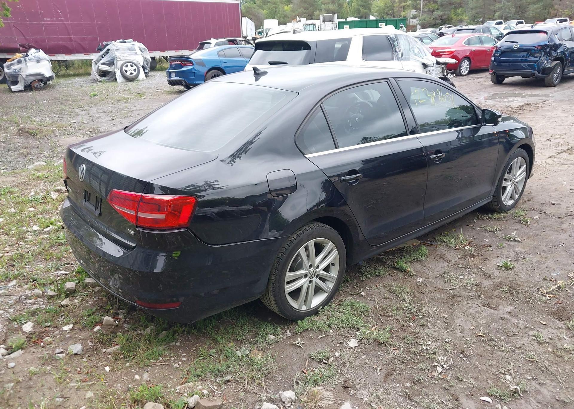 2015 VOLKSWAGEN JETTA 2.0 TDI HIGHLINE