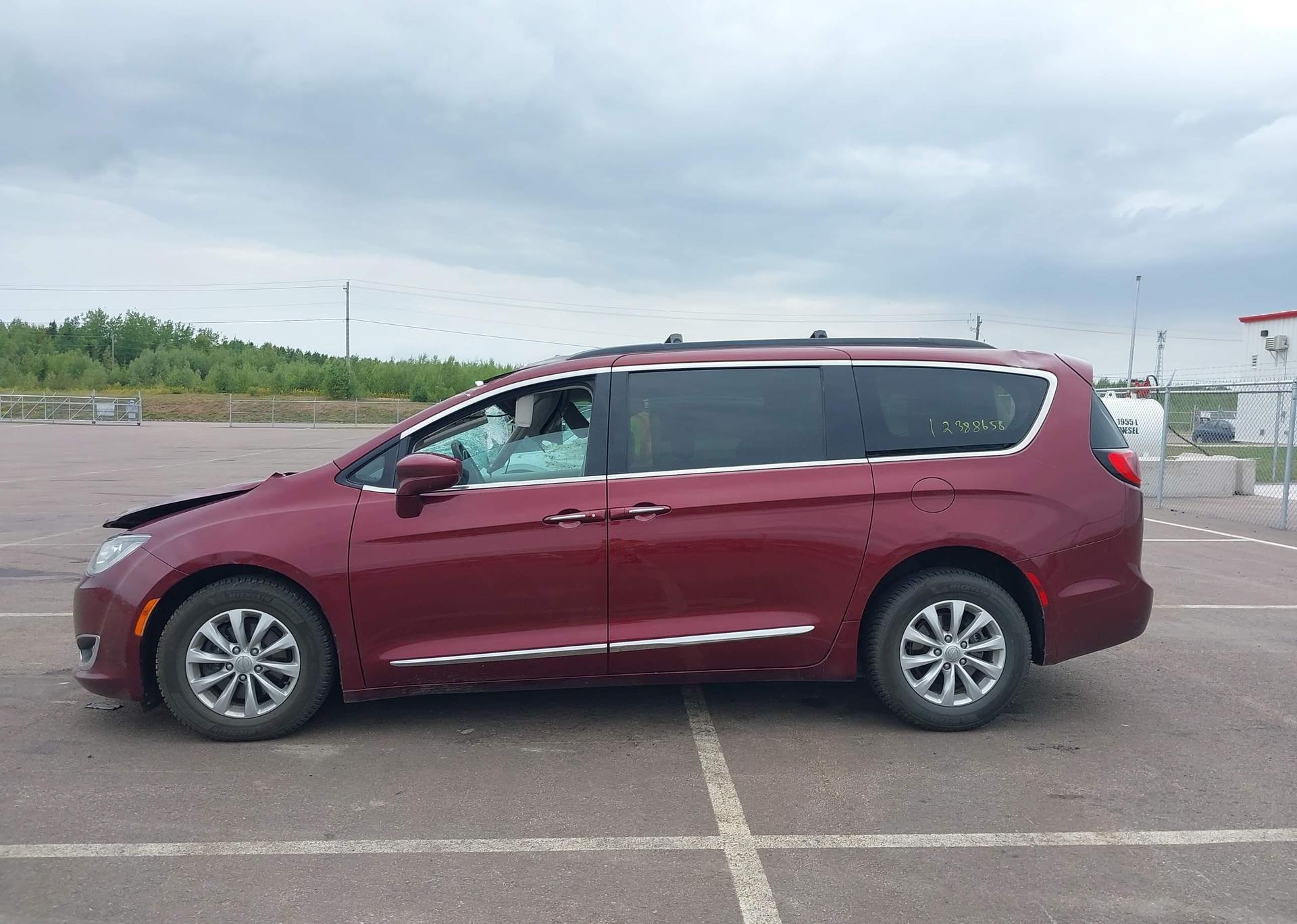 2017 CHRYSLER PACIFICA TOURING L