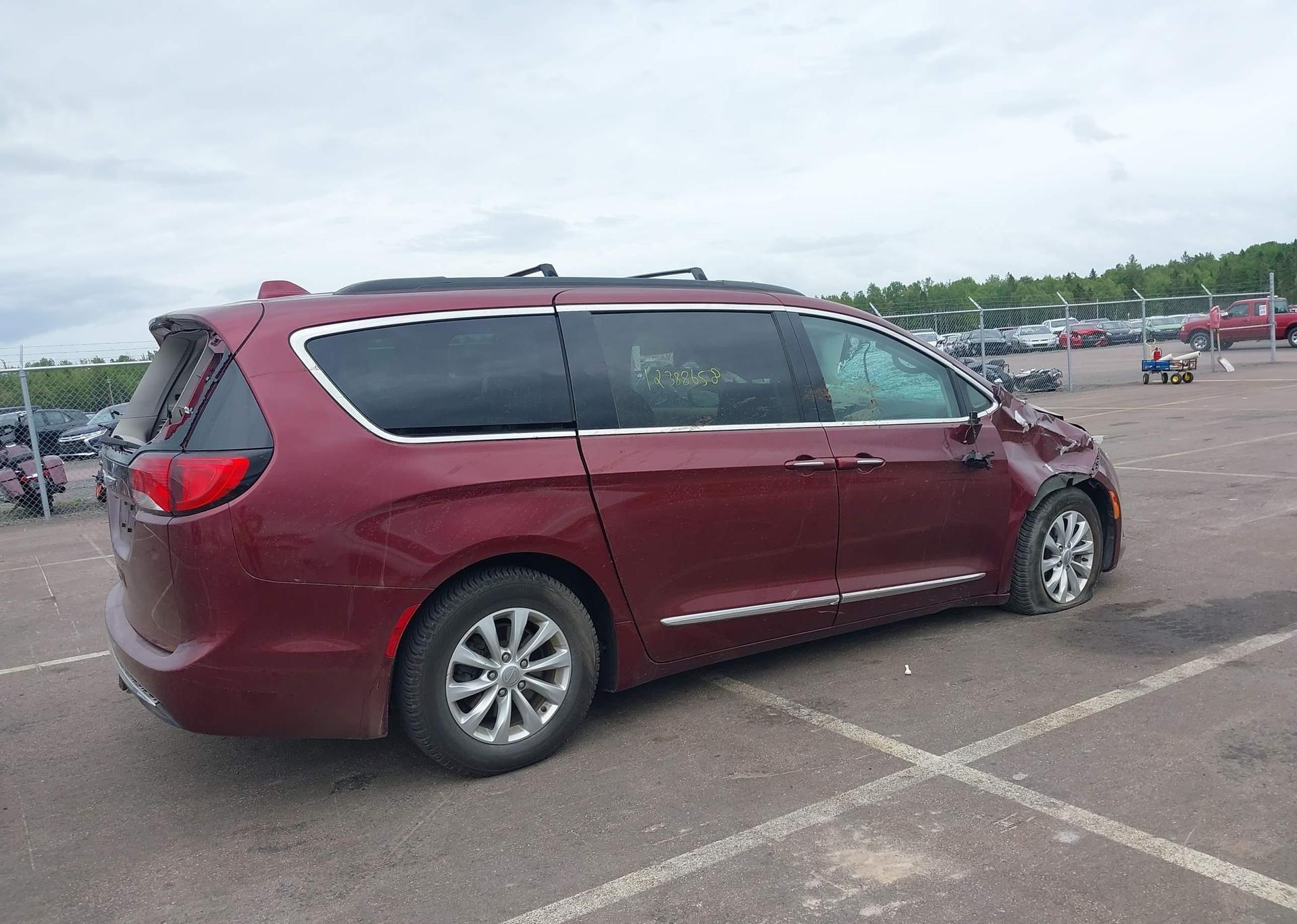 2017 CHRYSLER PACIFICA TOURING L