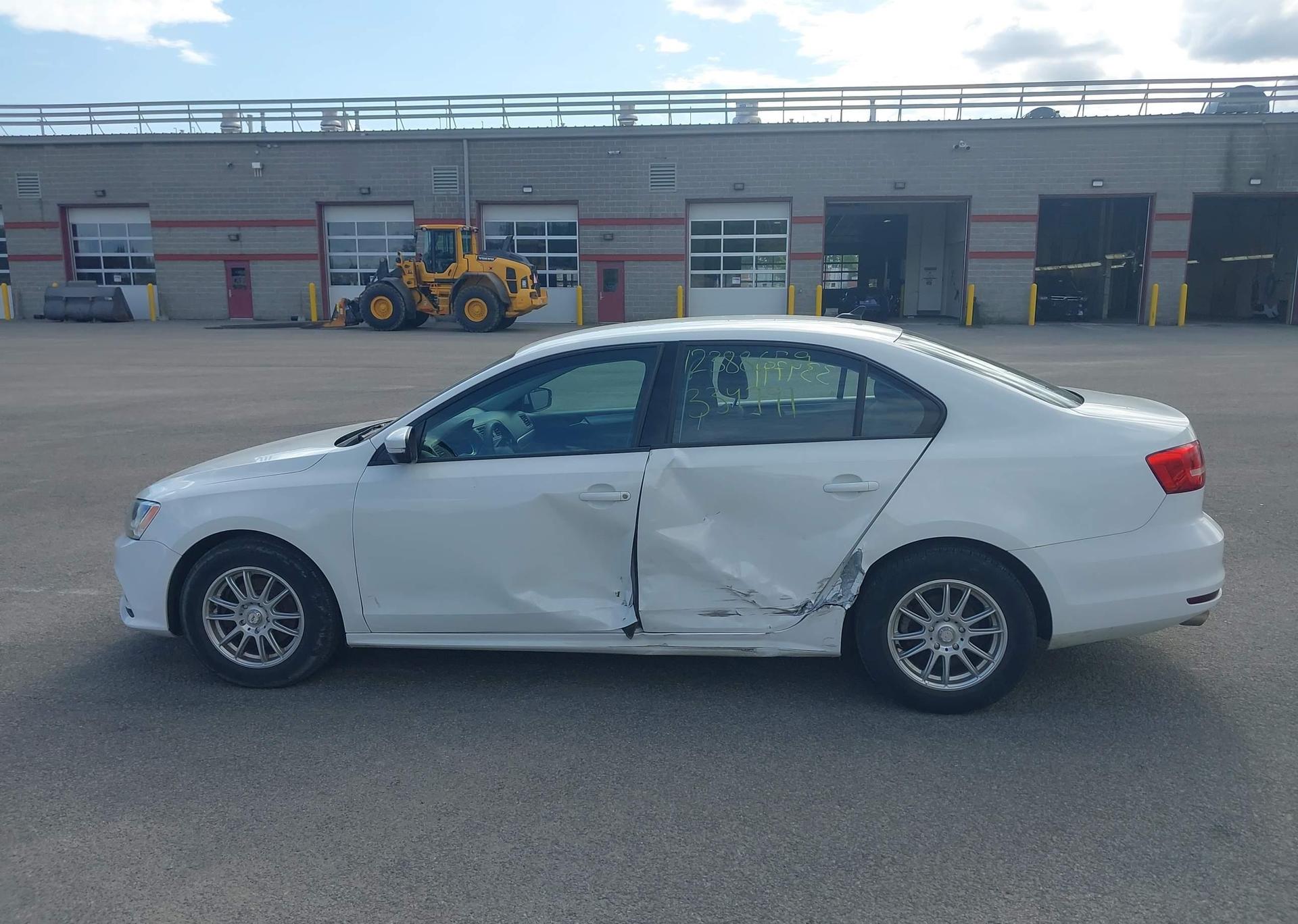 2015 VOLKSWAGEN JETTA