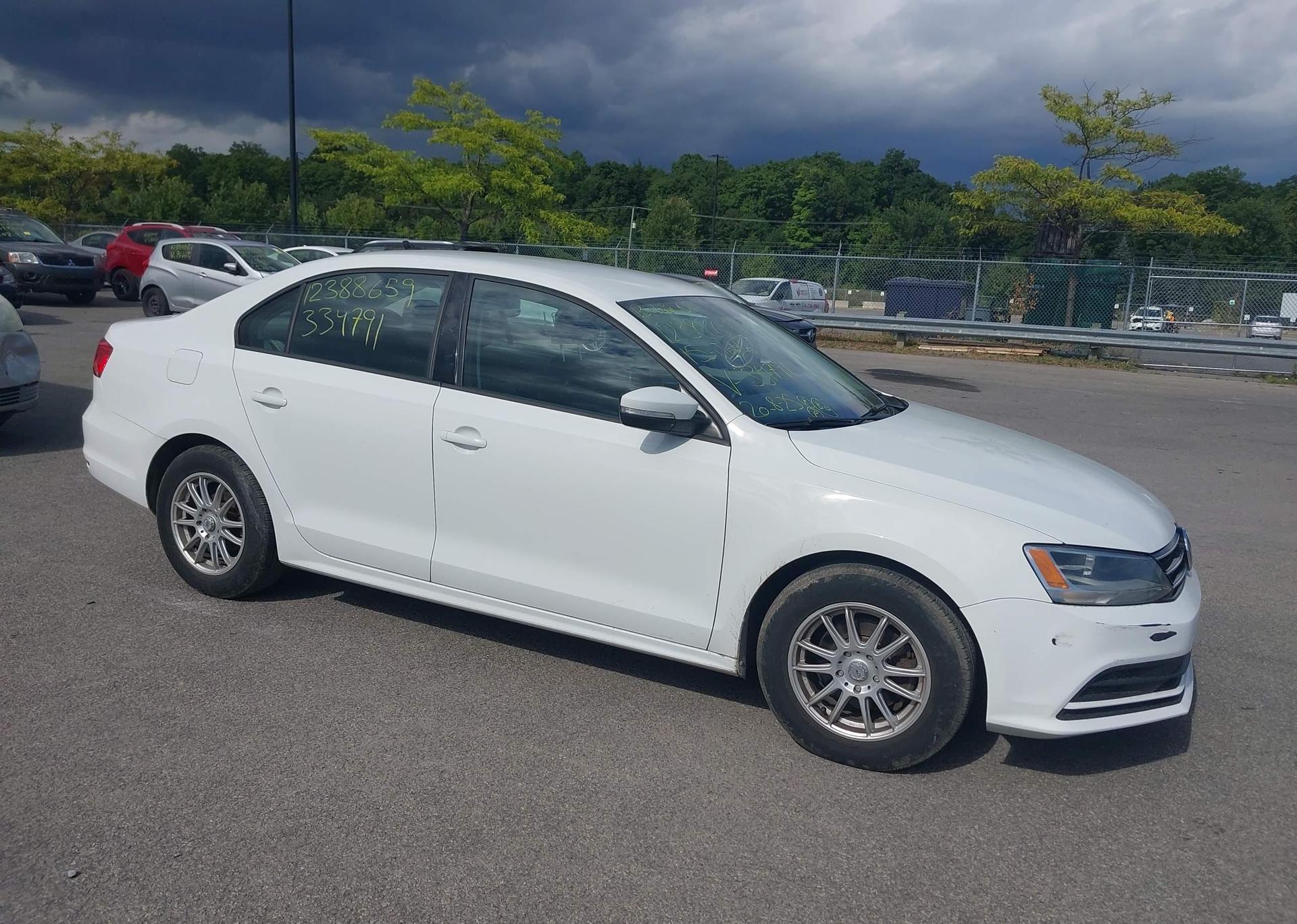 2015 VOLKSWAGEN JETTA