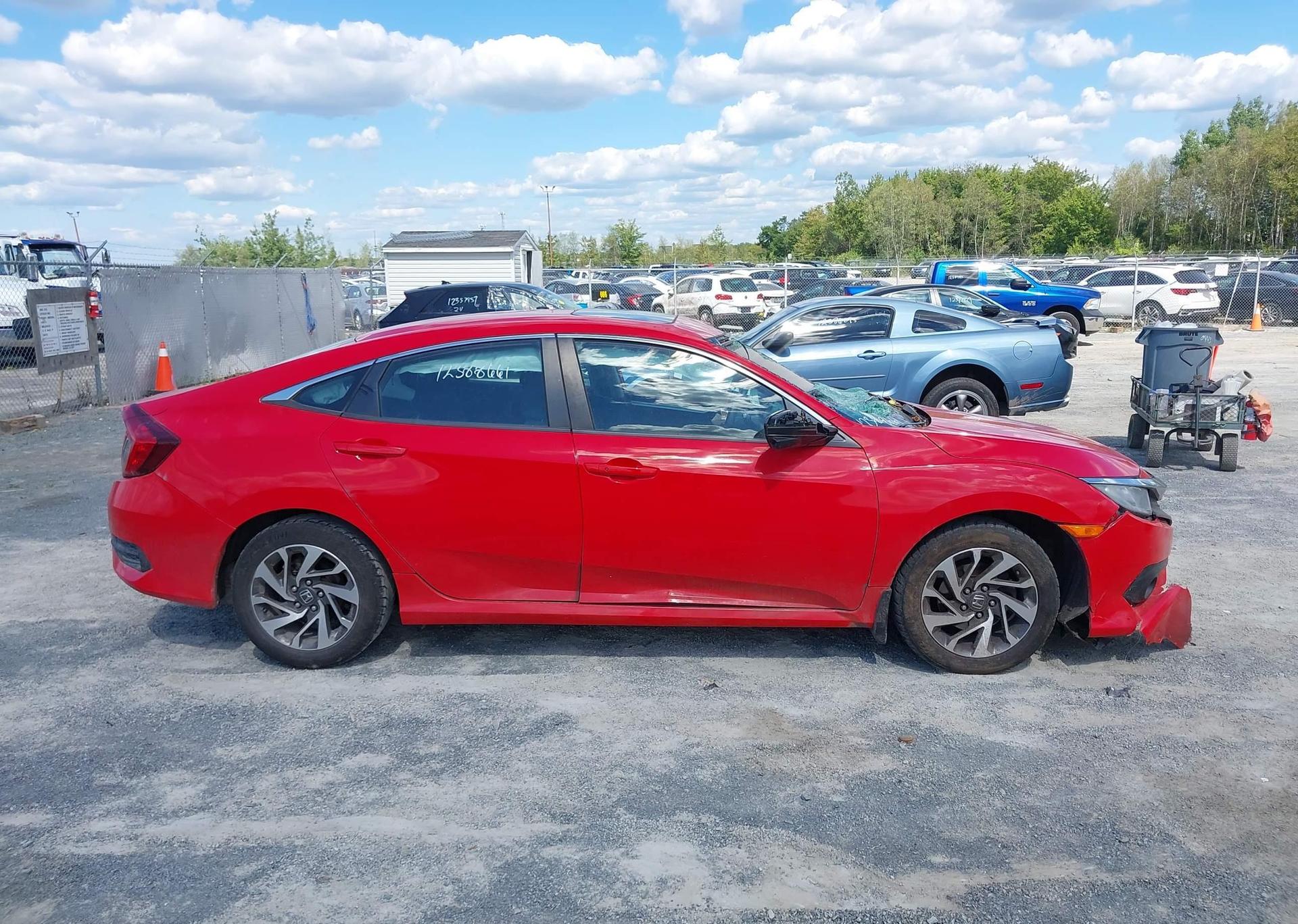 2017 HONDA CIVIC EX