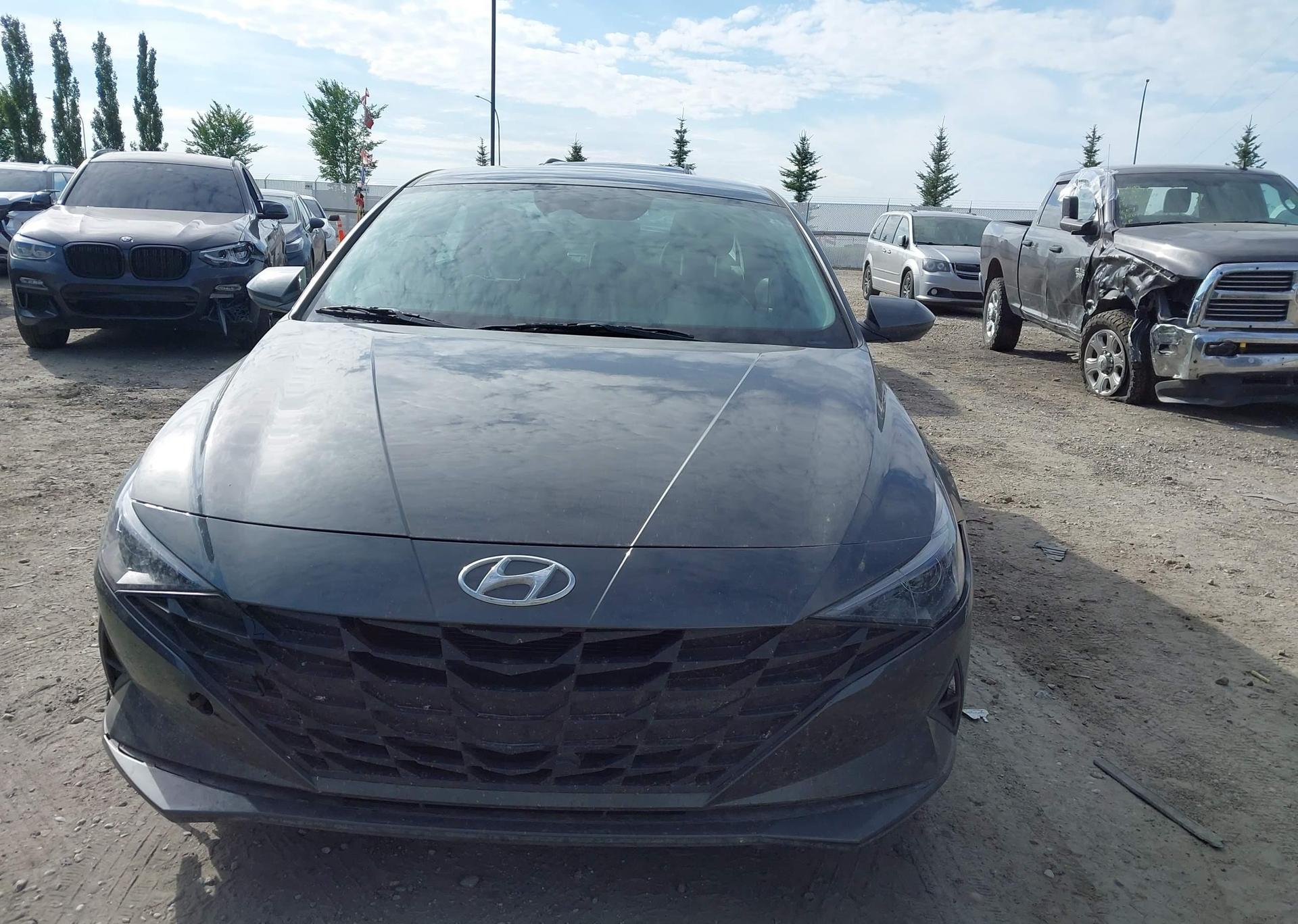 2023 HYUNDAI ELANTRA PREFERRED IVT