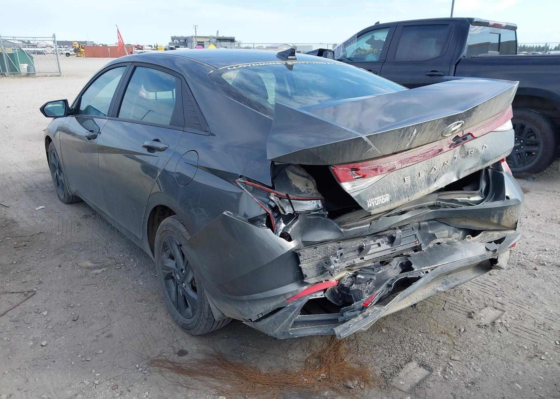 2023 HYUNDAI ELANTRA PREFERRED IVT