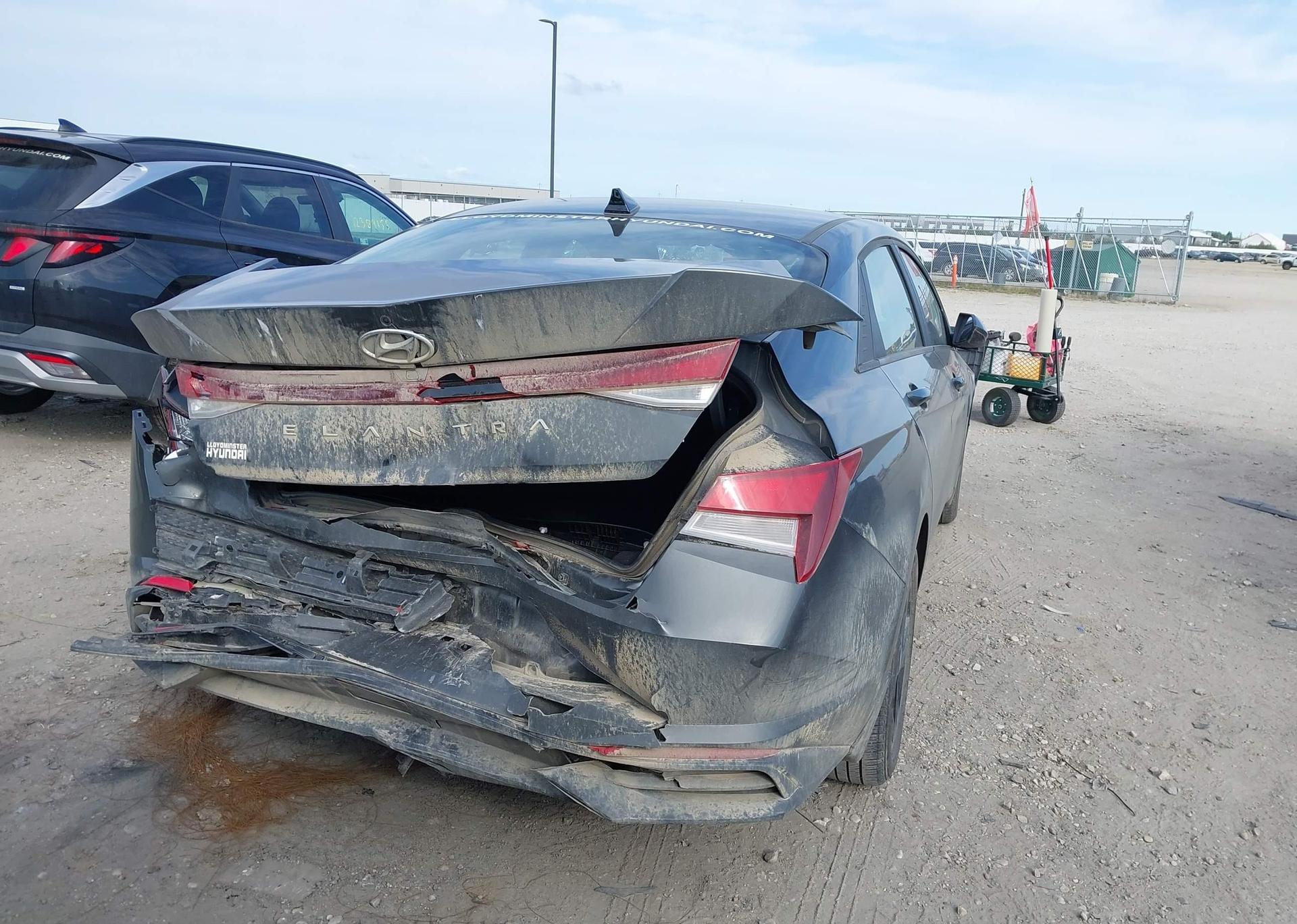 2023 HYUNDAI ELANTRA PREFERRED IVT