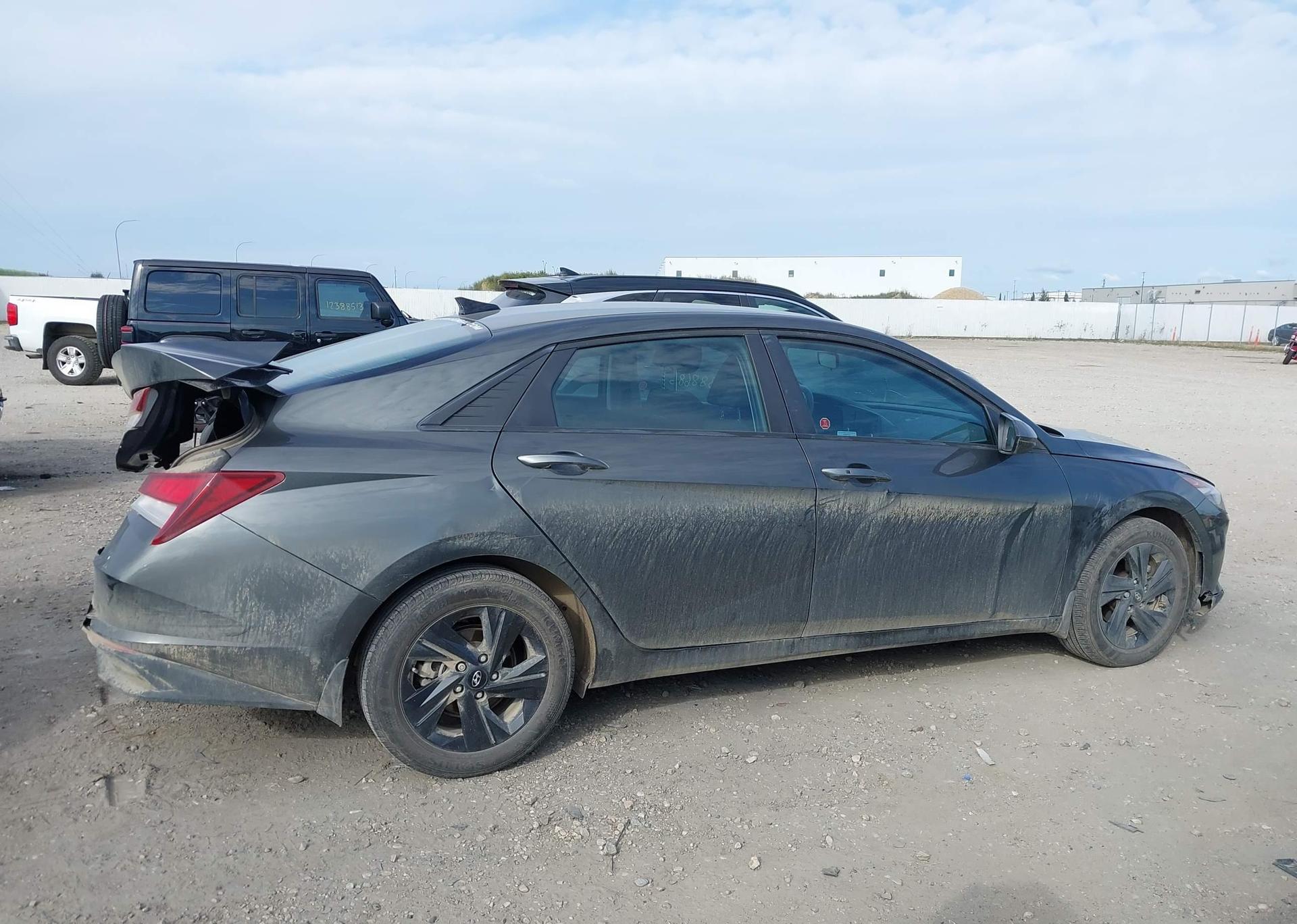 2023 HYUNDAI ELANTRA PREFERRED IVT