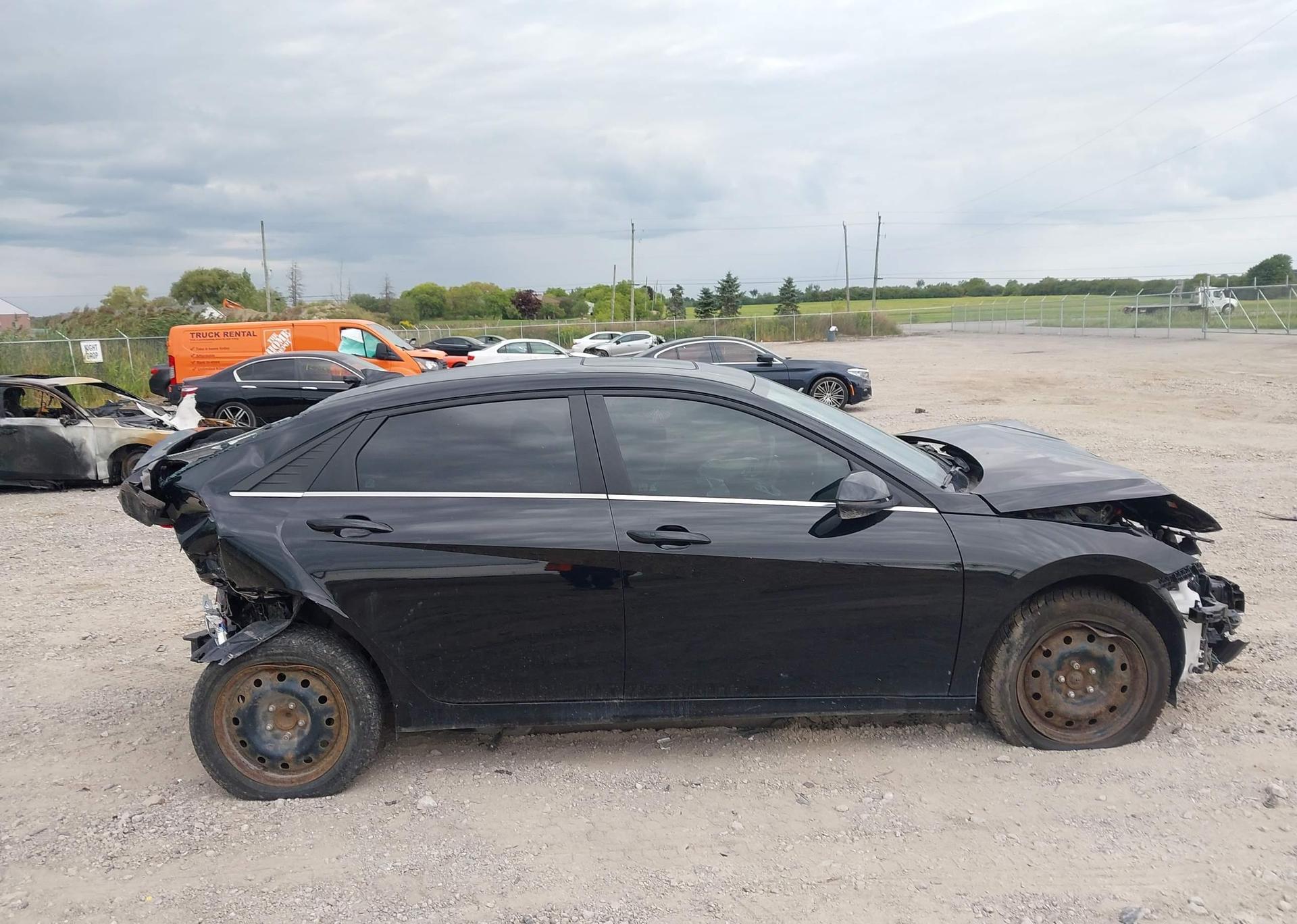 2022 HYUNDAI ELANTRA ULTIMATE IVT
