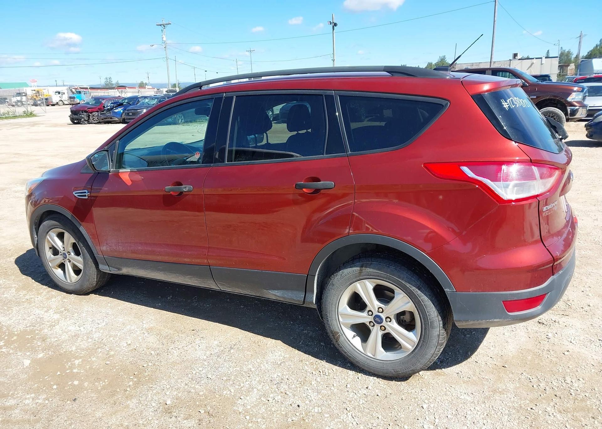 2015 FORD ESCAPE S