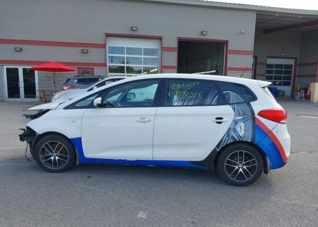 2015 KIA RONDO LX