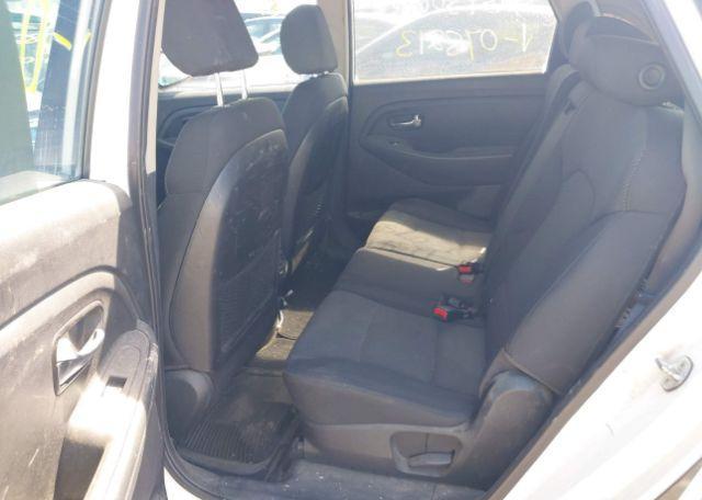 2015 KIA RONDO LX