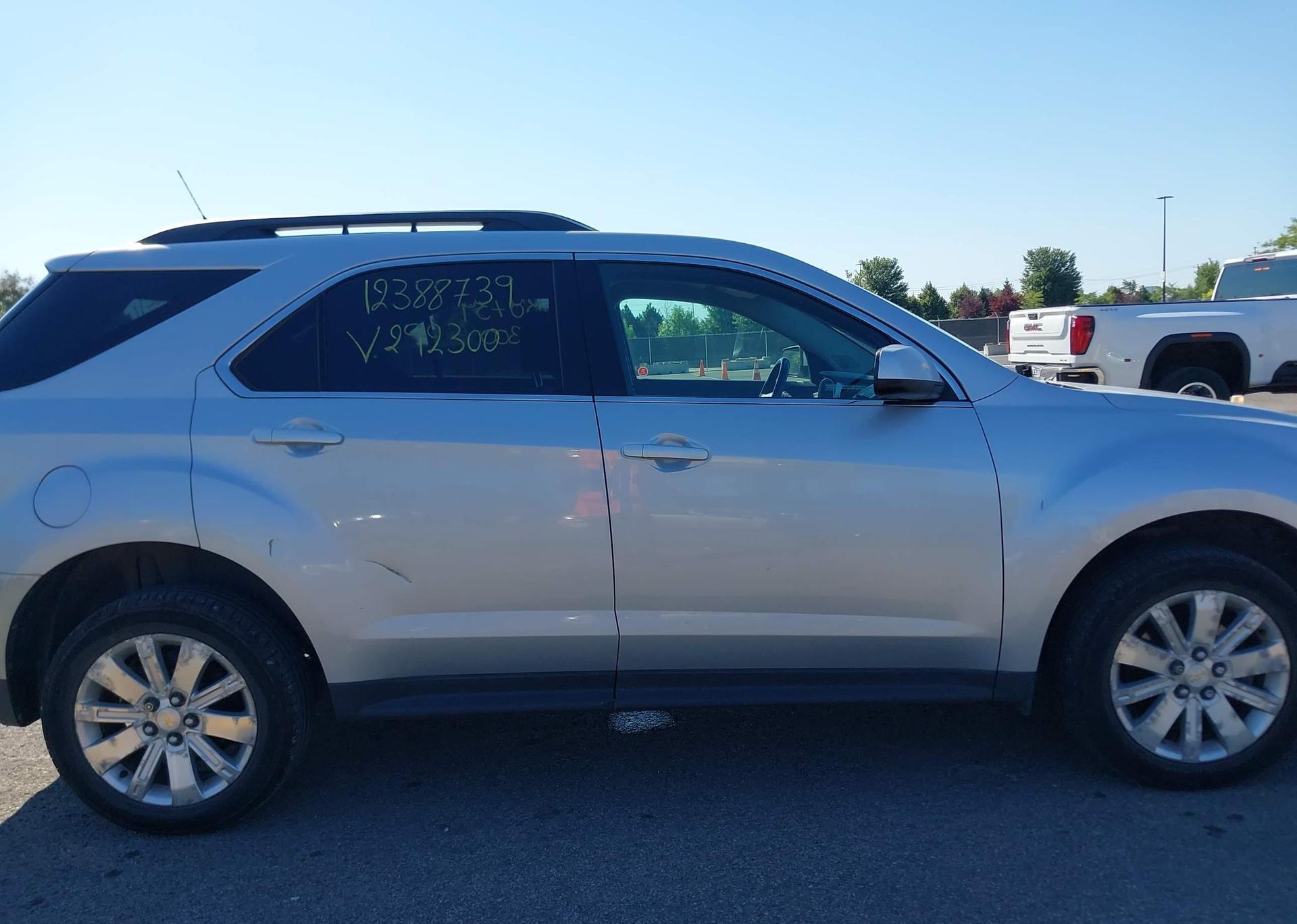 2011 CHEVROLET EQUINOX LT