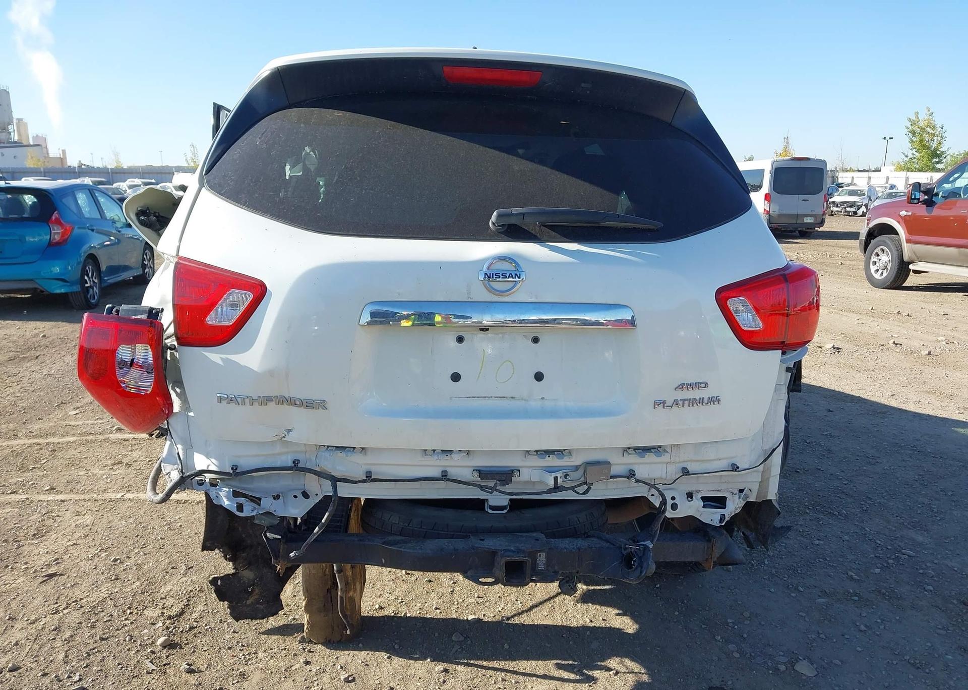 2017 NISSAN PATHFINDER S