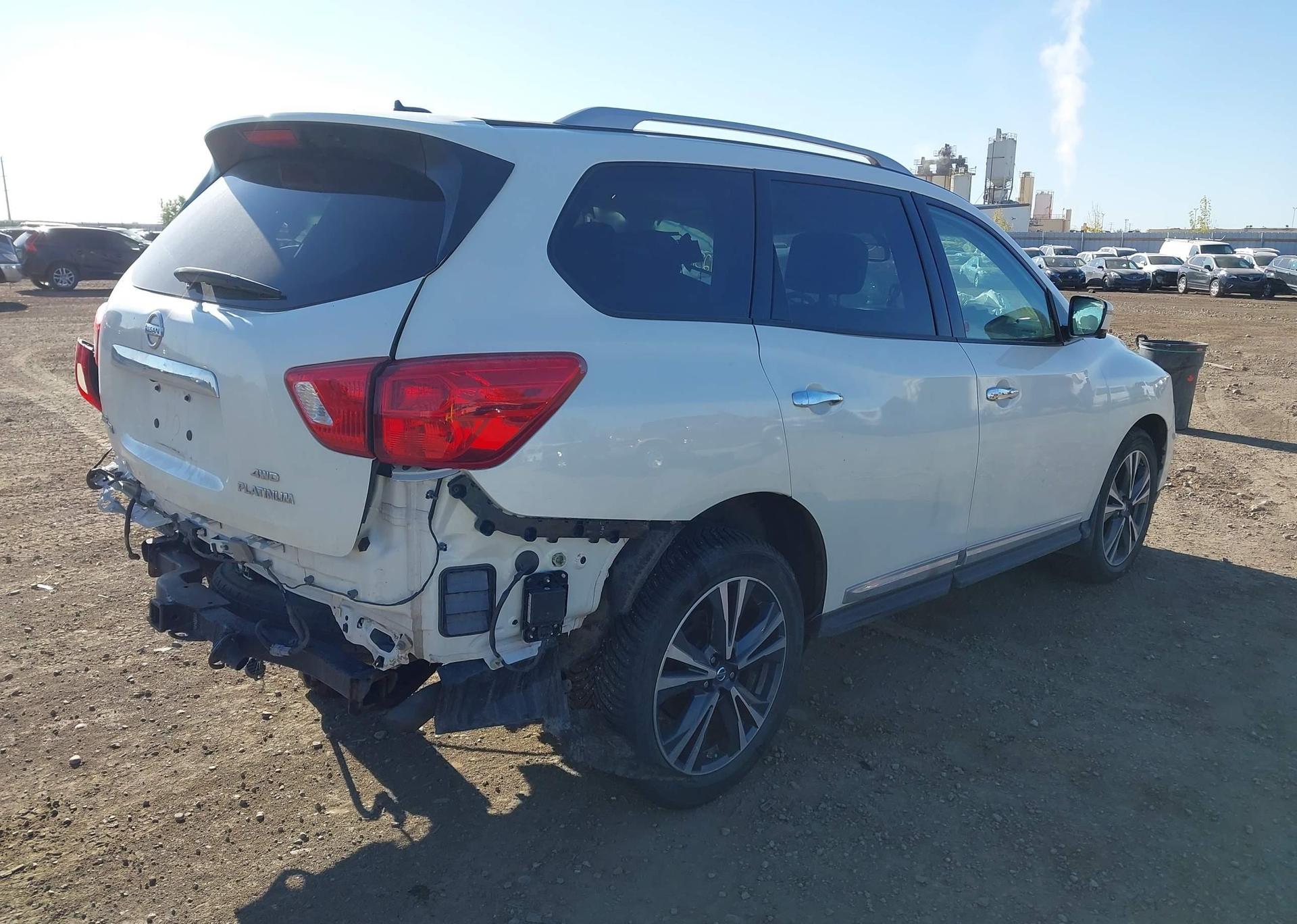 2017 NISSAN PATHFINDER S