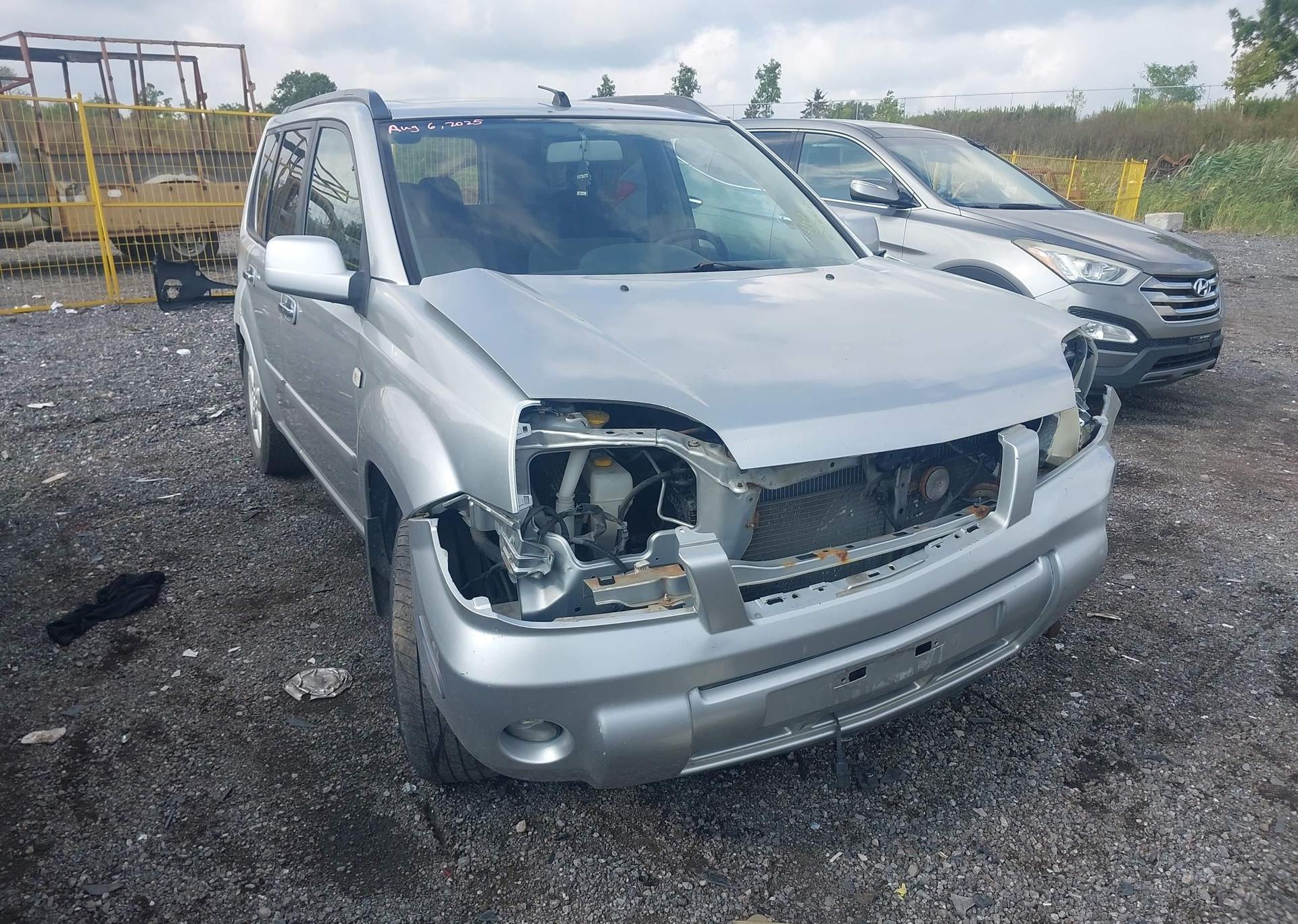 2005 NISSAN X-TRAIL XE