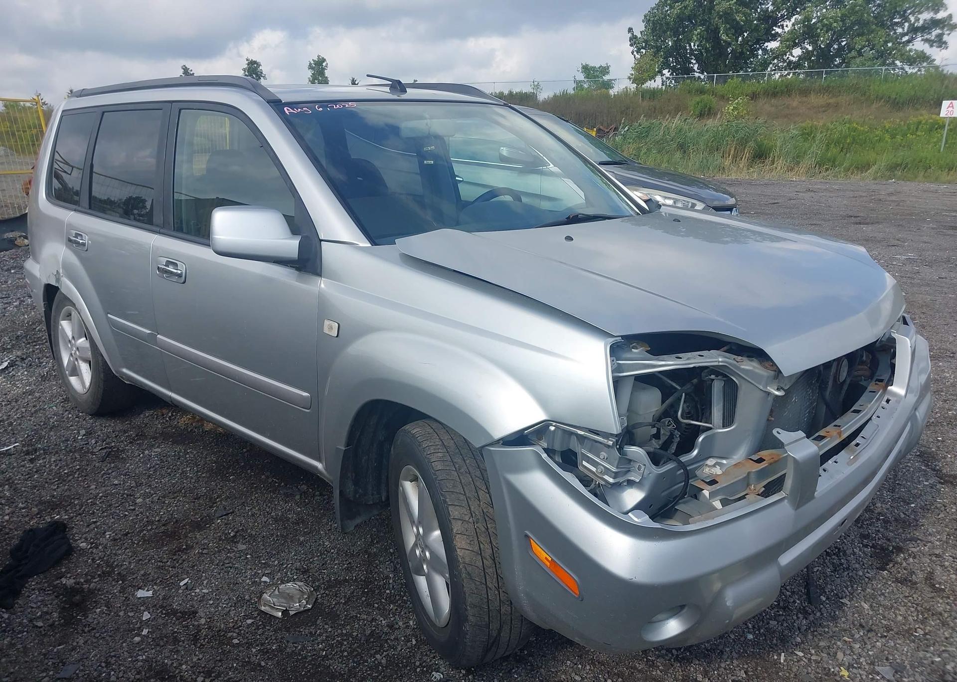 2005 NISSAN X-TRAIL XE