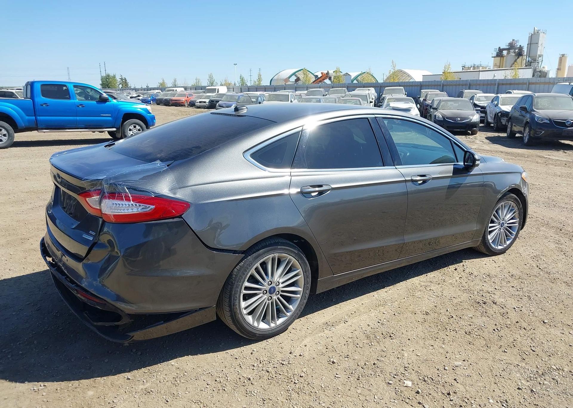 2015 FORD FUSION SE
