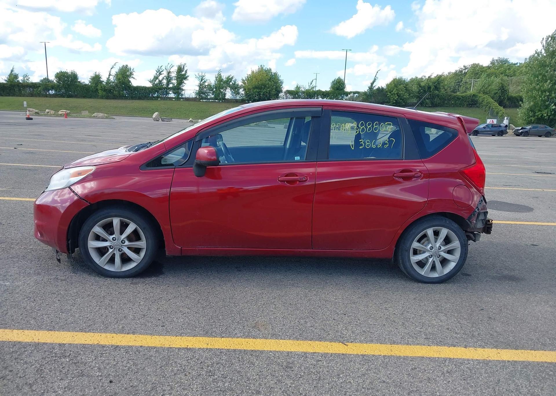 2014 NISSAN VERSA