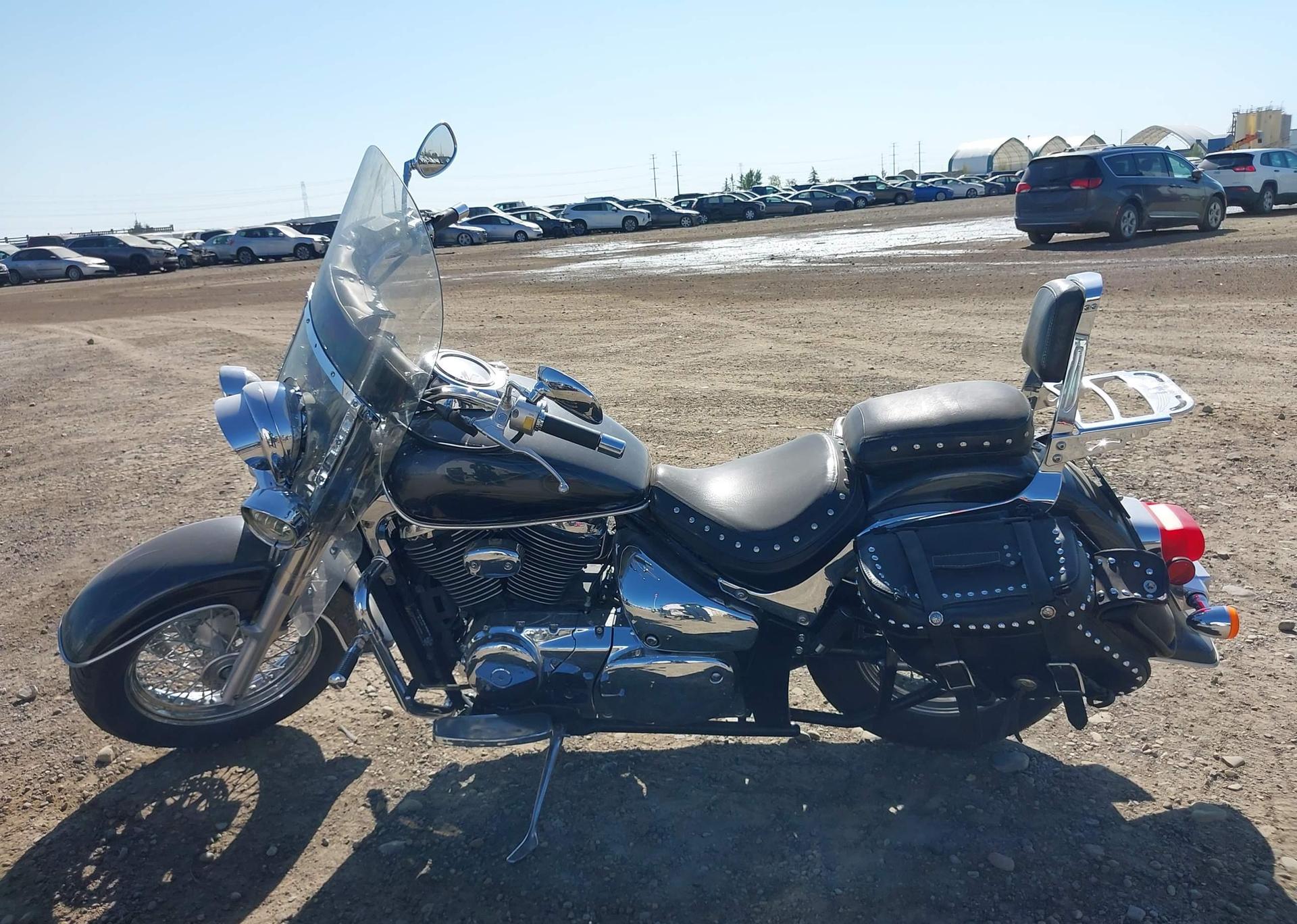 2004 SUZUKI VL800