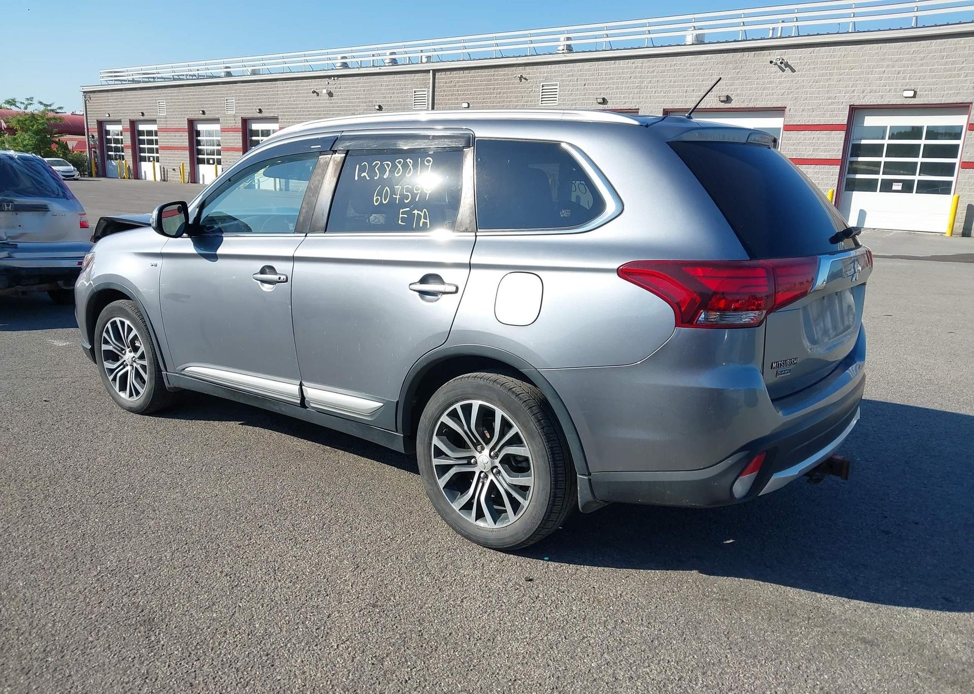 2016 MITSUBISHI OUTLANDER GT