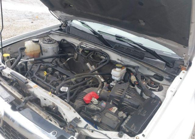 2011 MAZDA TRIBUTE GX I4