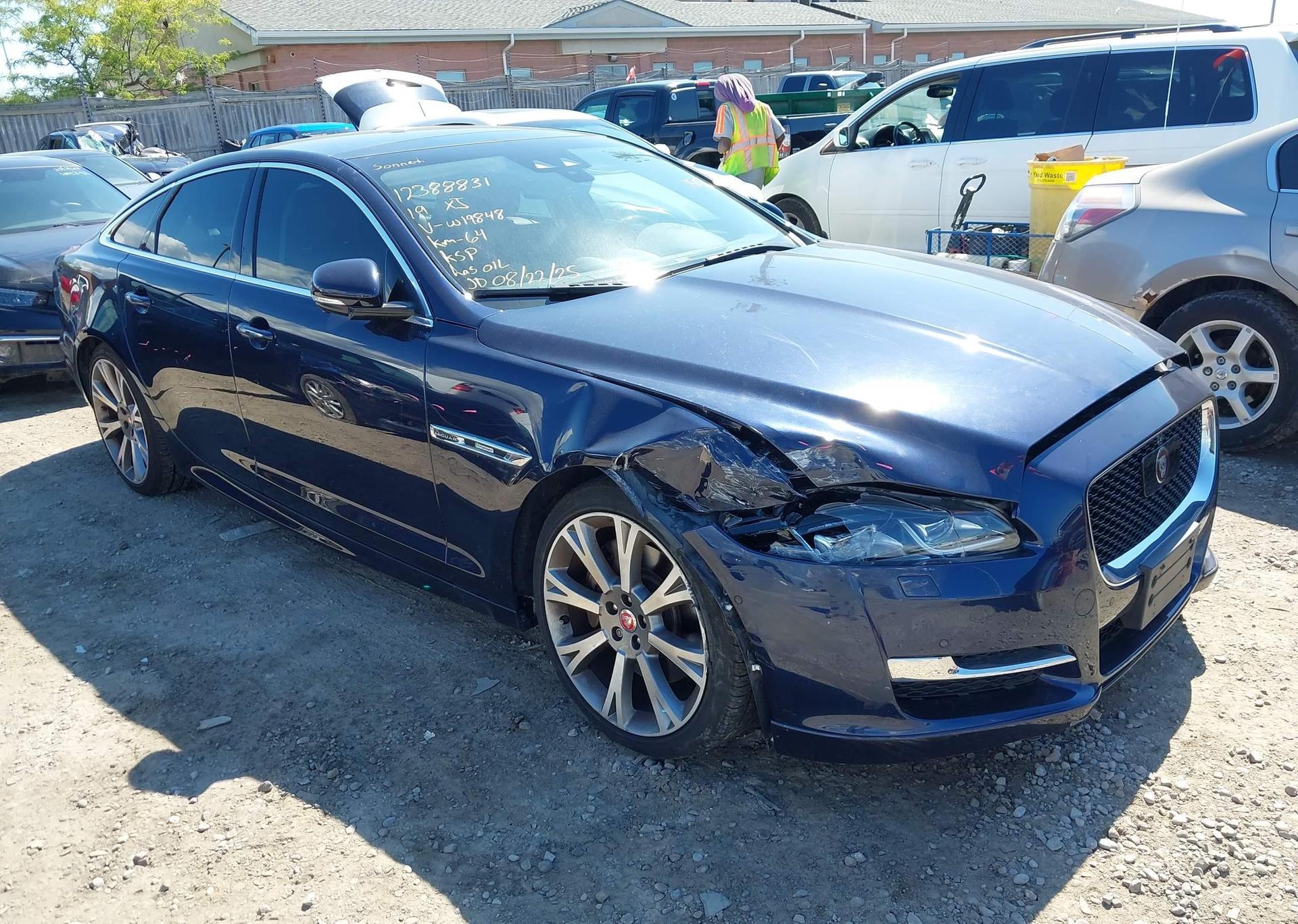 2019 JAGUAR XJ PORTFOLIO