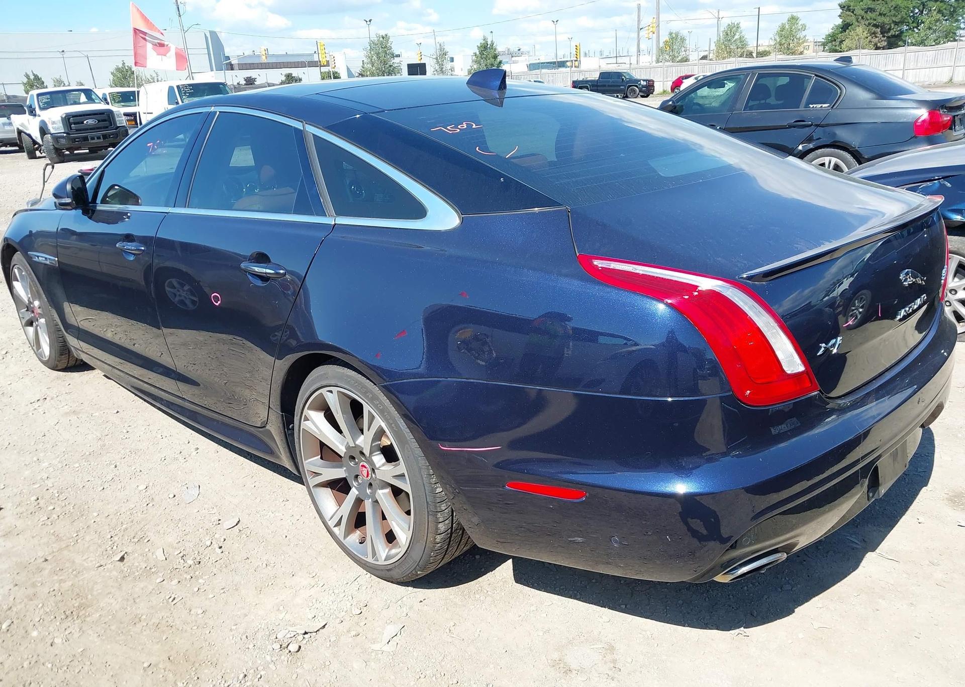 2019 JAGUAR XJ PORTFOLIO