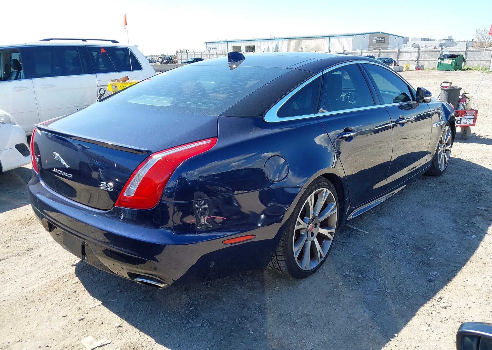2019 JAGUAR XJ PORTFOLIO