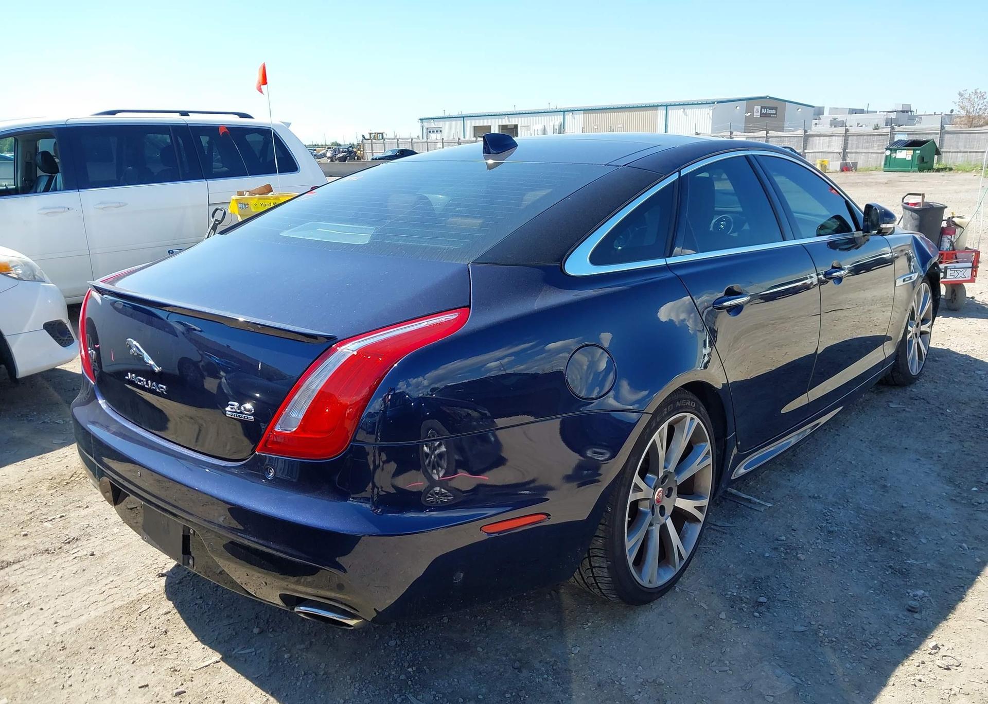 2019 JAGUAR XJ PORTFOLIO