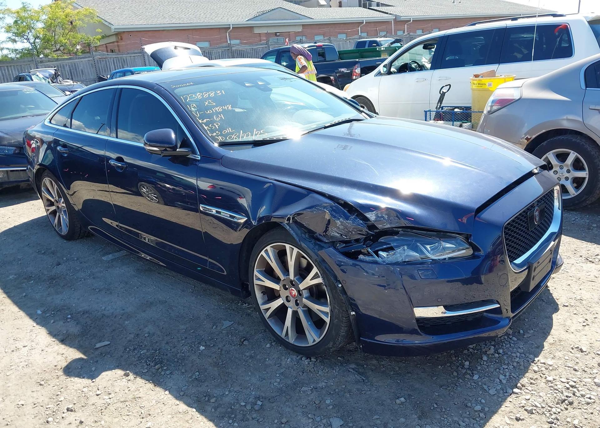 2019 JAGUAR XJ PORTFOLIO