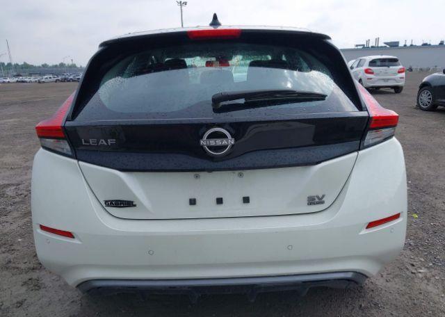 2024 NISSAN LEAF SV