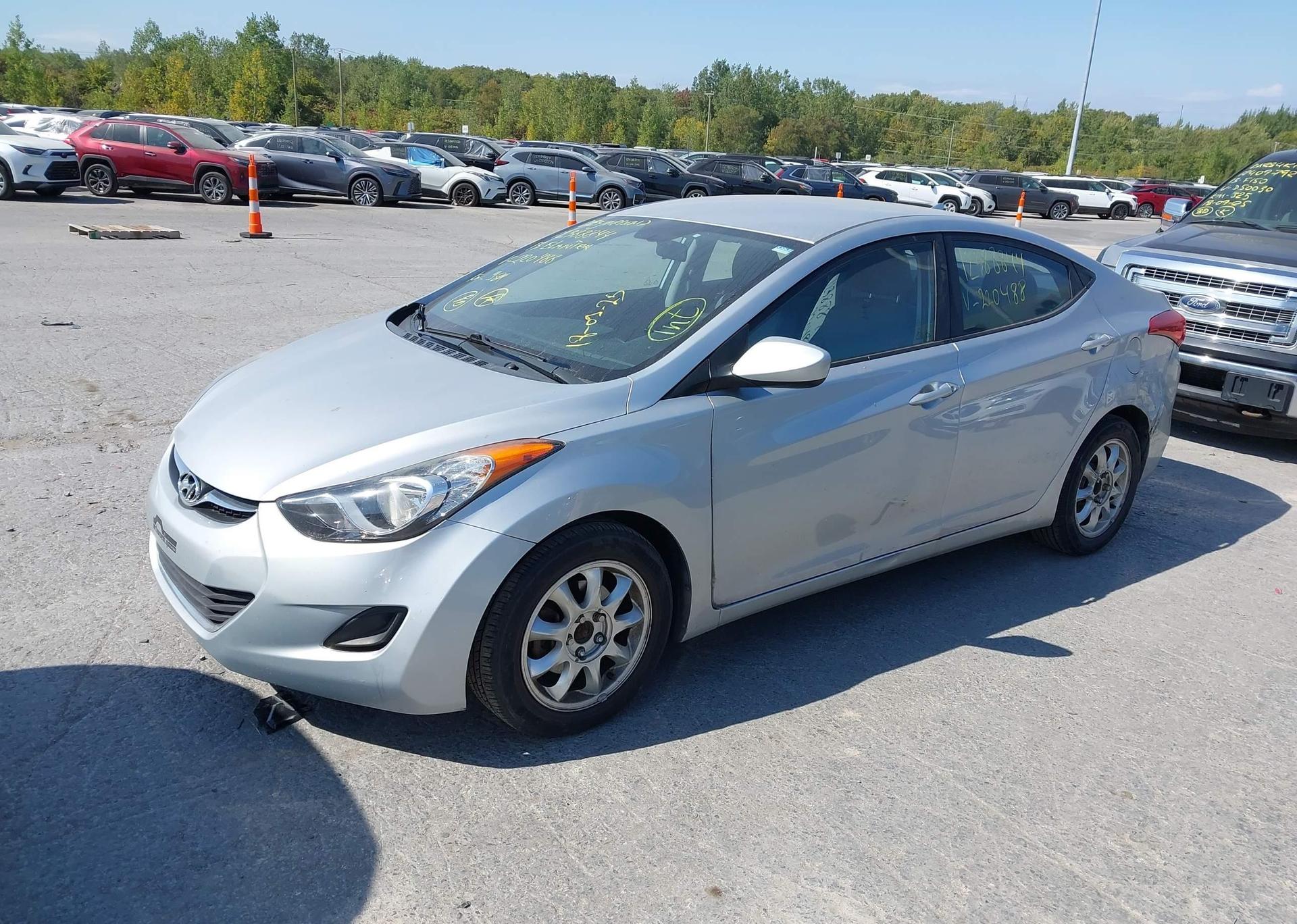 2013 HYUNDAI ELANTRA GLS