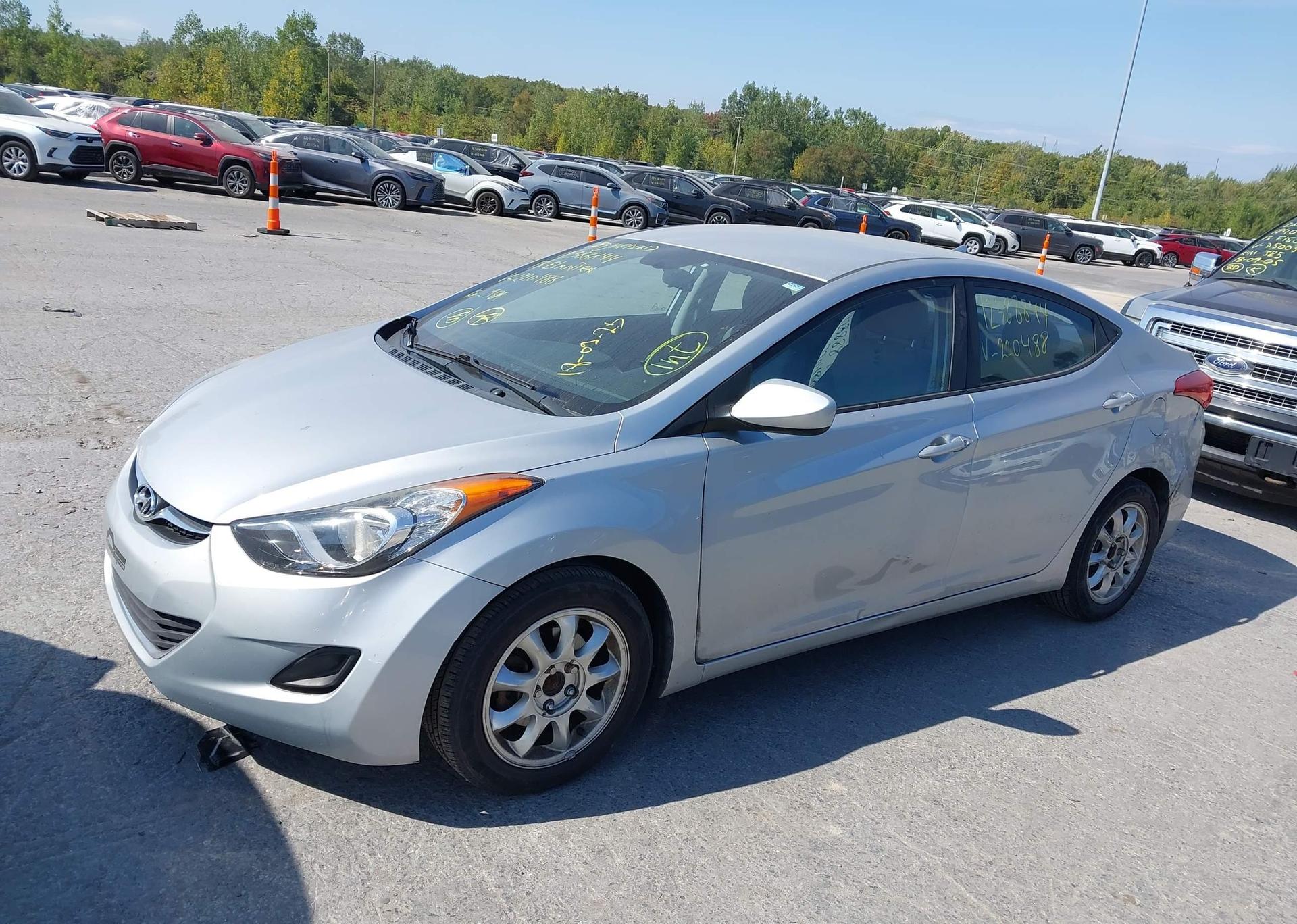 2013 HYUNDAI ELANTRA GLS