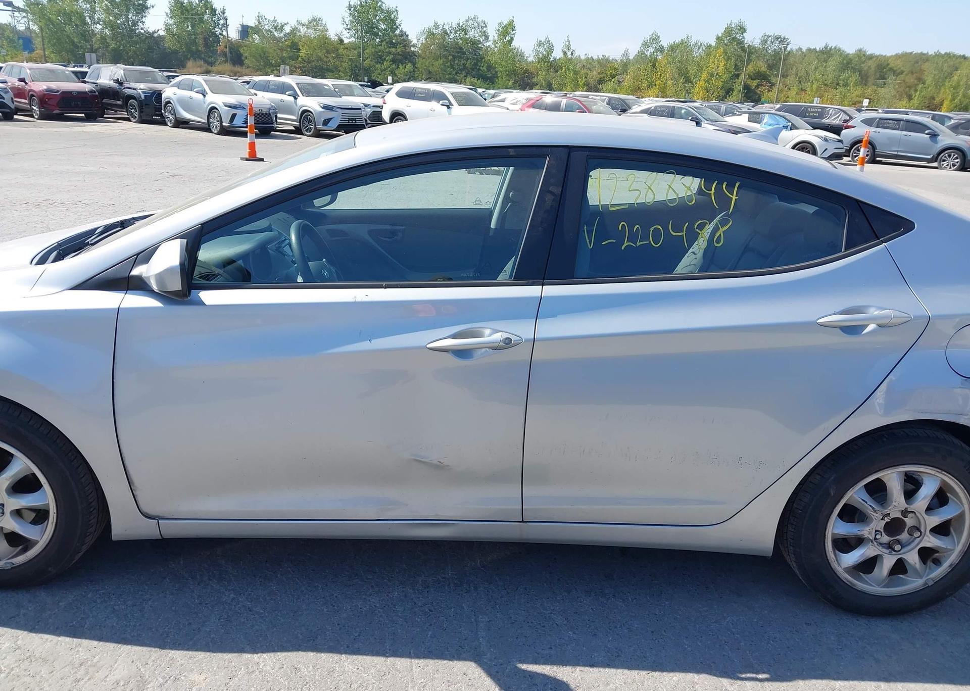 2013 HYUNDAI ELANTRA GLS