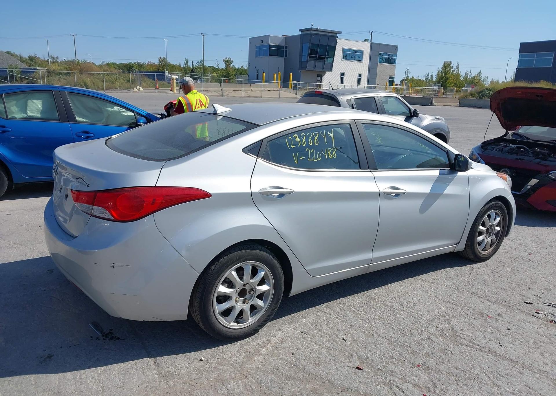 2013 HYUNDAI ELANTRA GLS