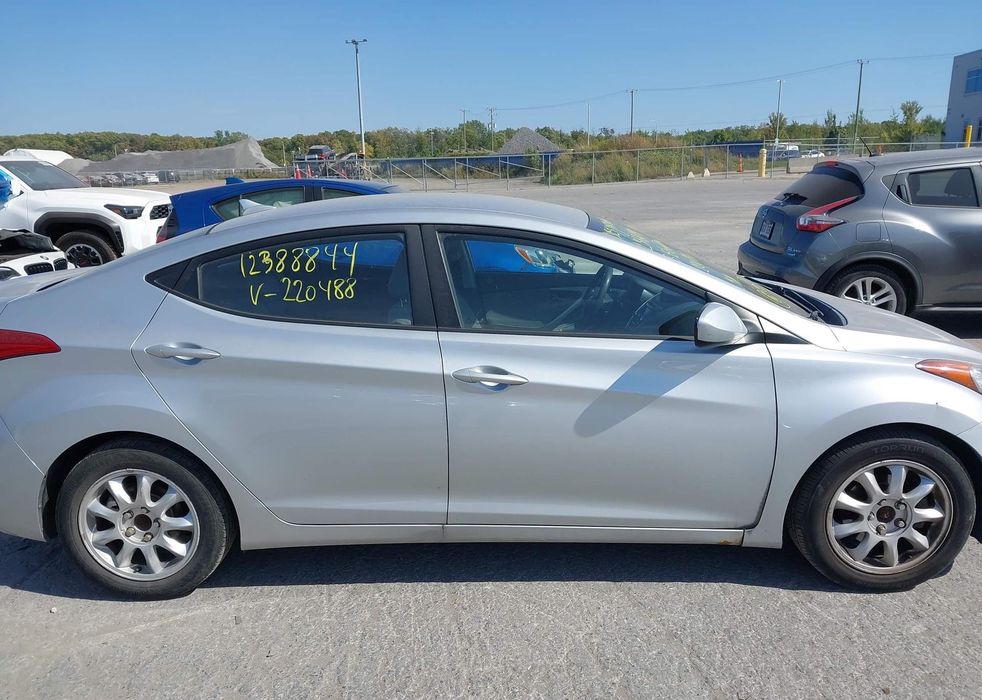 2013 HYUNDAI ELANTRA GLS