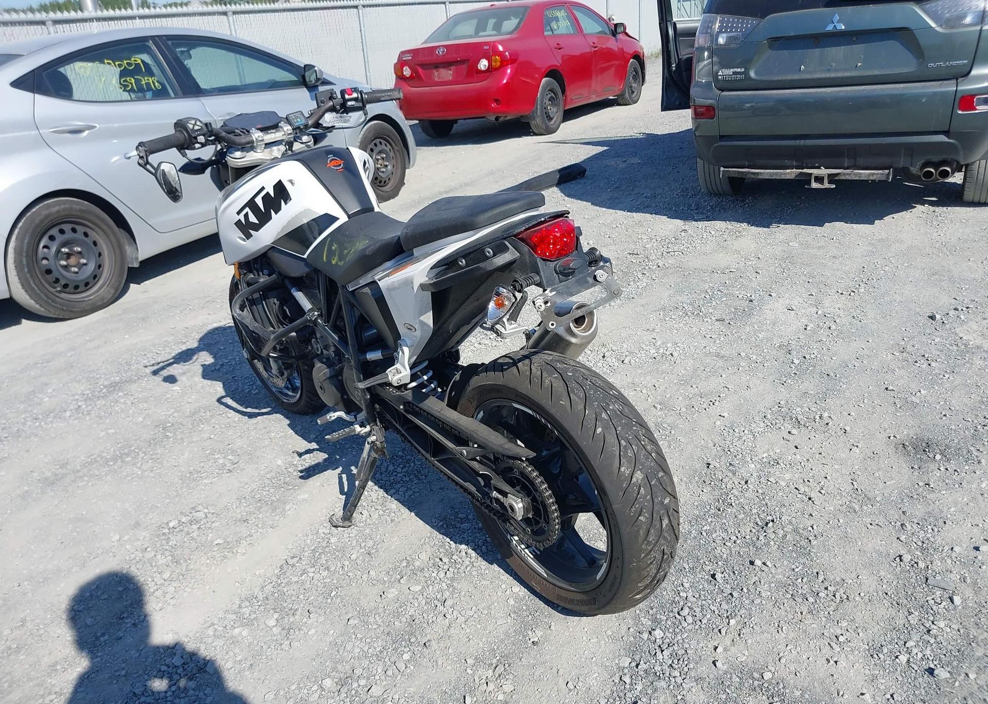 2016 KTM 690 DUKE