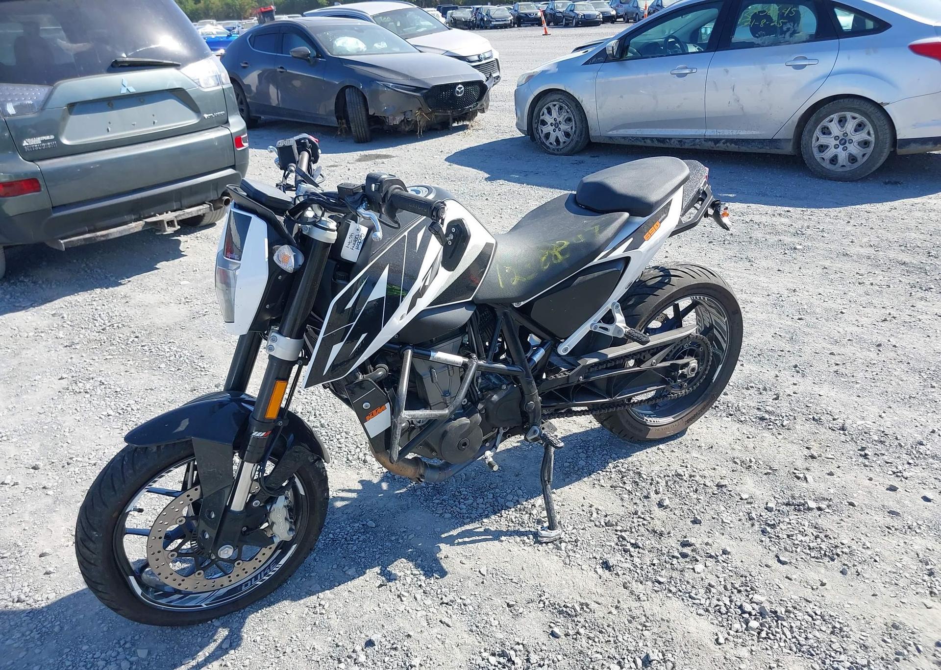 2016 KTM 690 DUKE