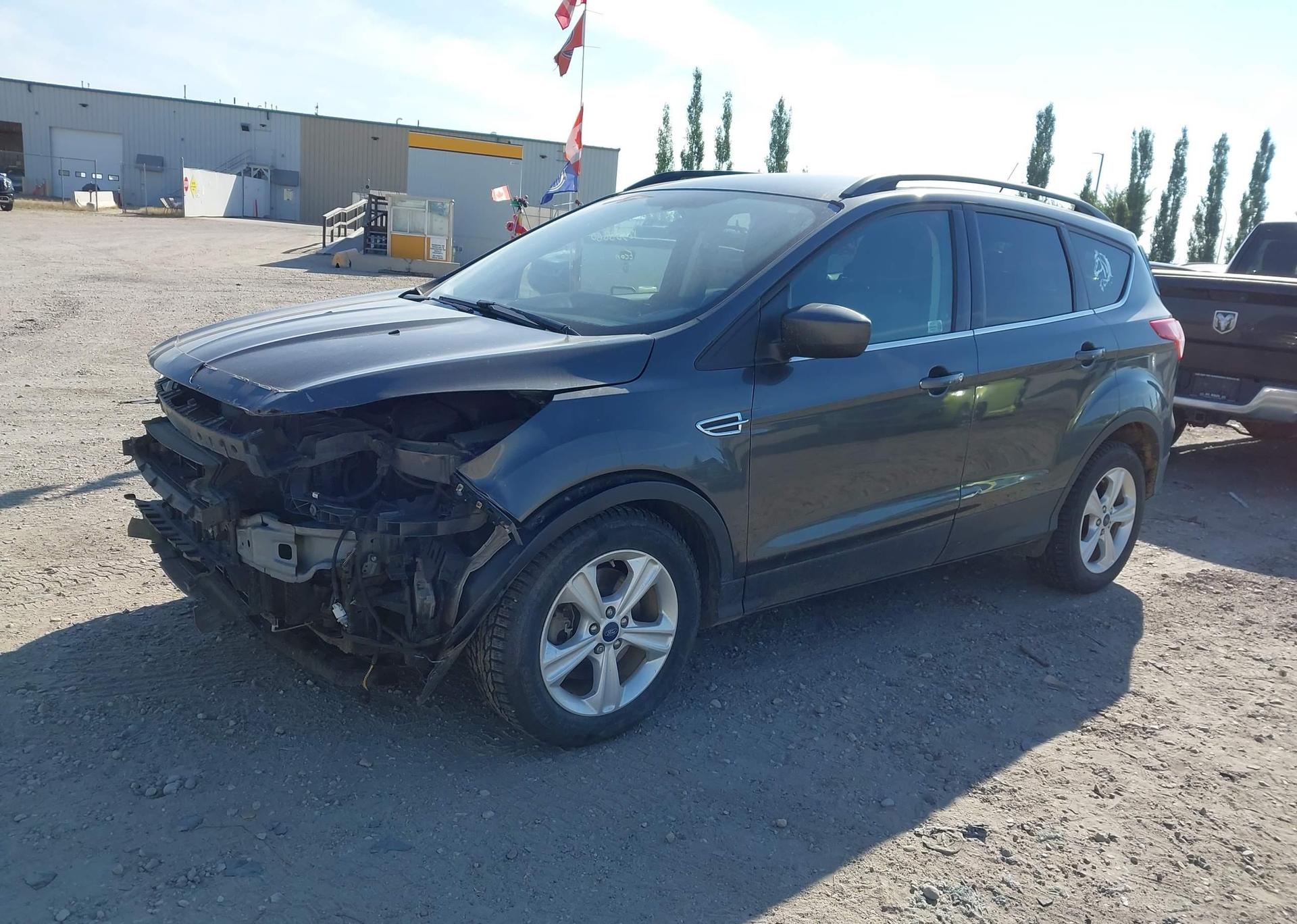 2015 FORD ESCAPE SE