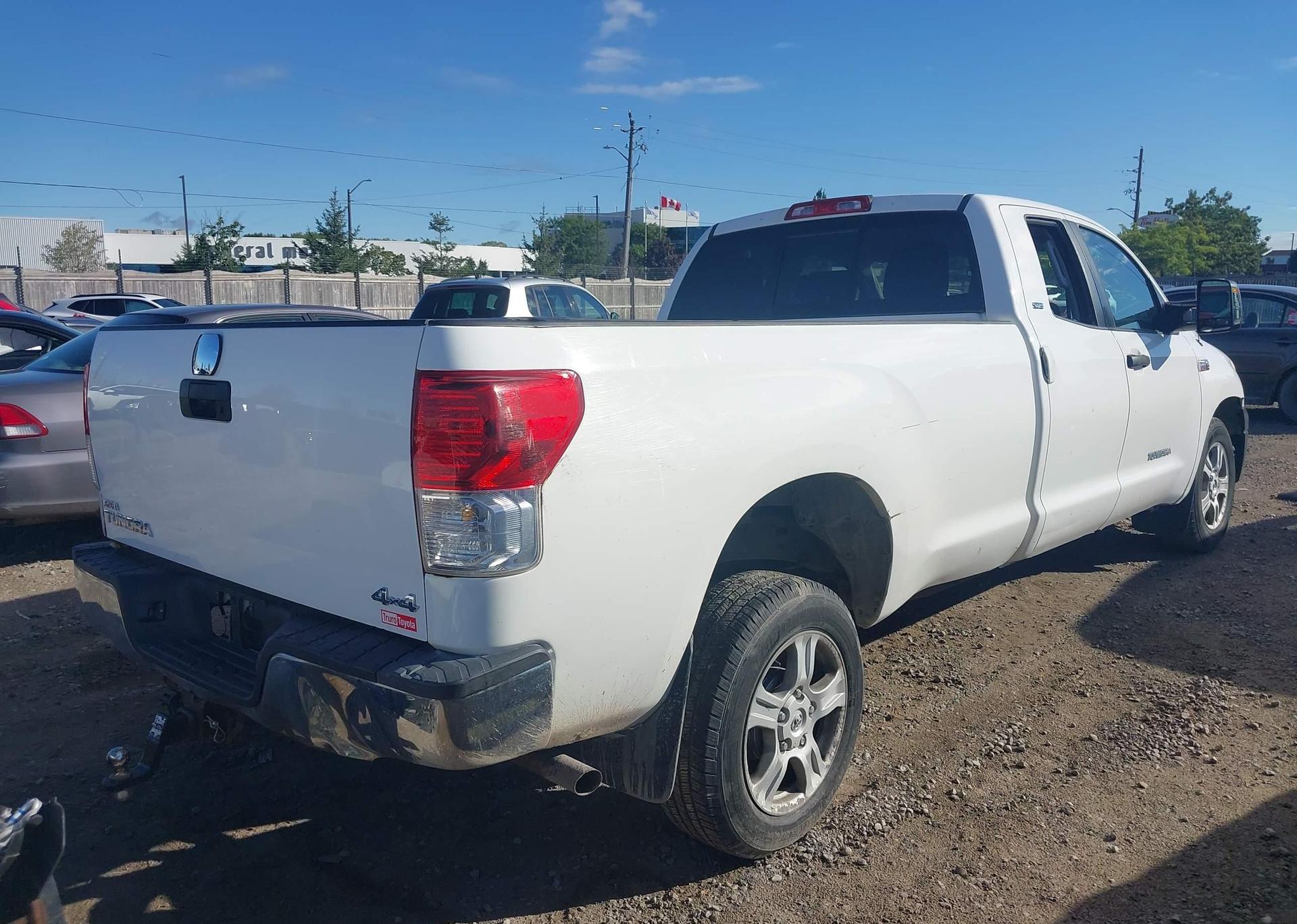 2011 TOYOTA TUNDRA SR5 5.7L V8